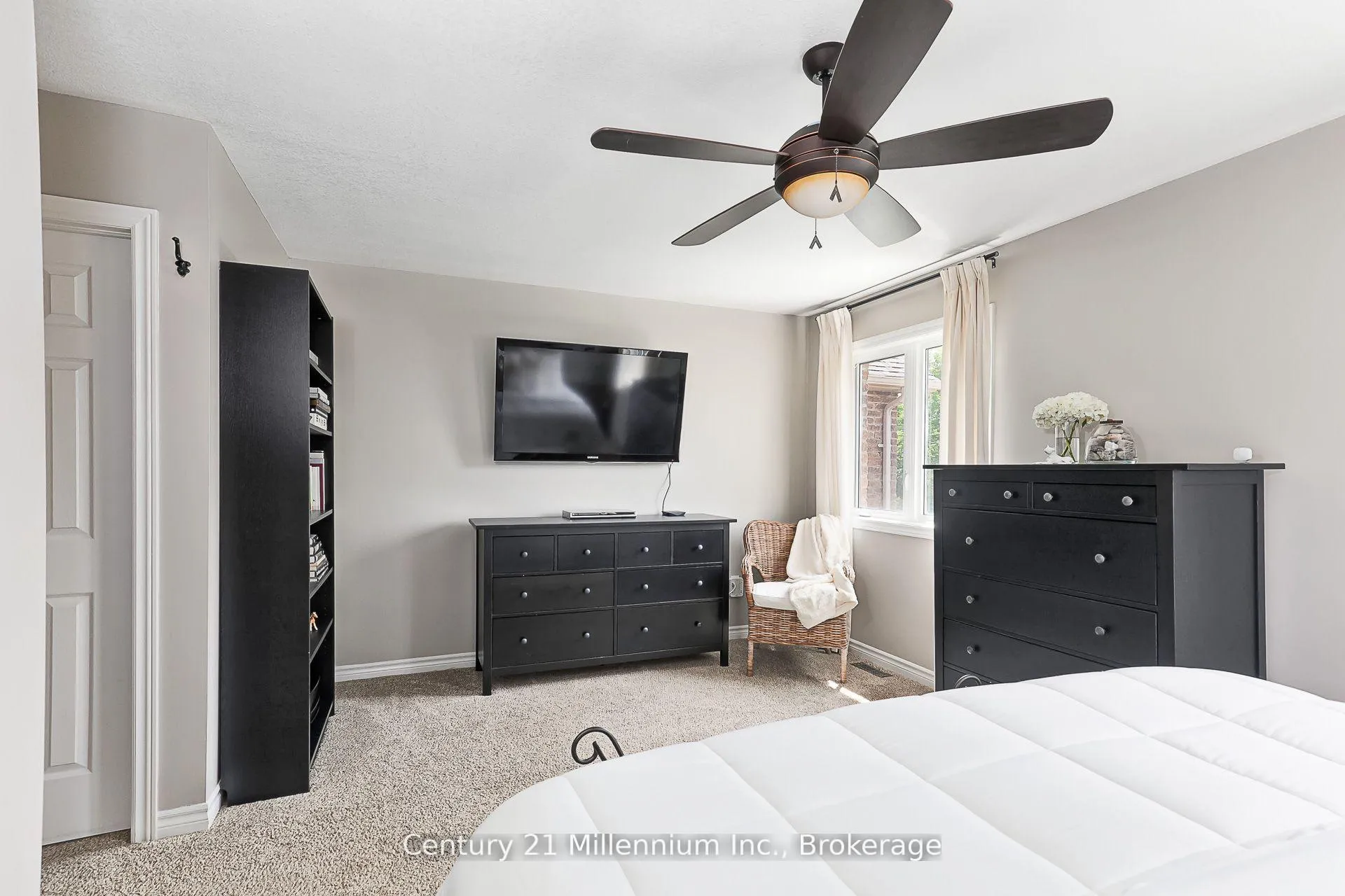 Photo 25 of 14 Thomas Drive, Collingwood — HOMEH