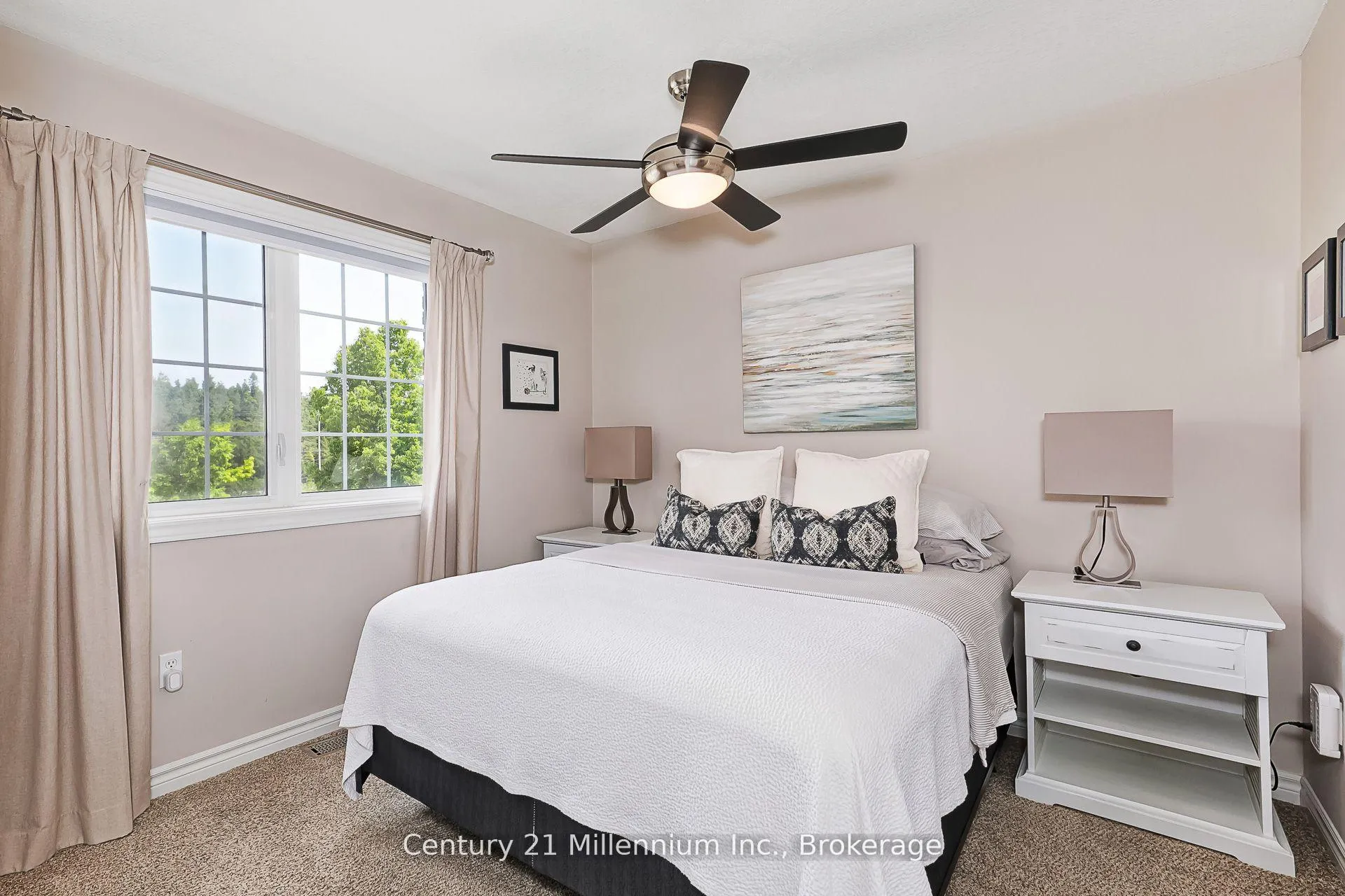 Photo 27 of 14 Thomas Drive, Collingwood — HOMEH