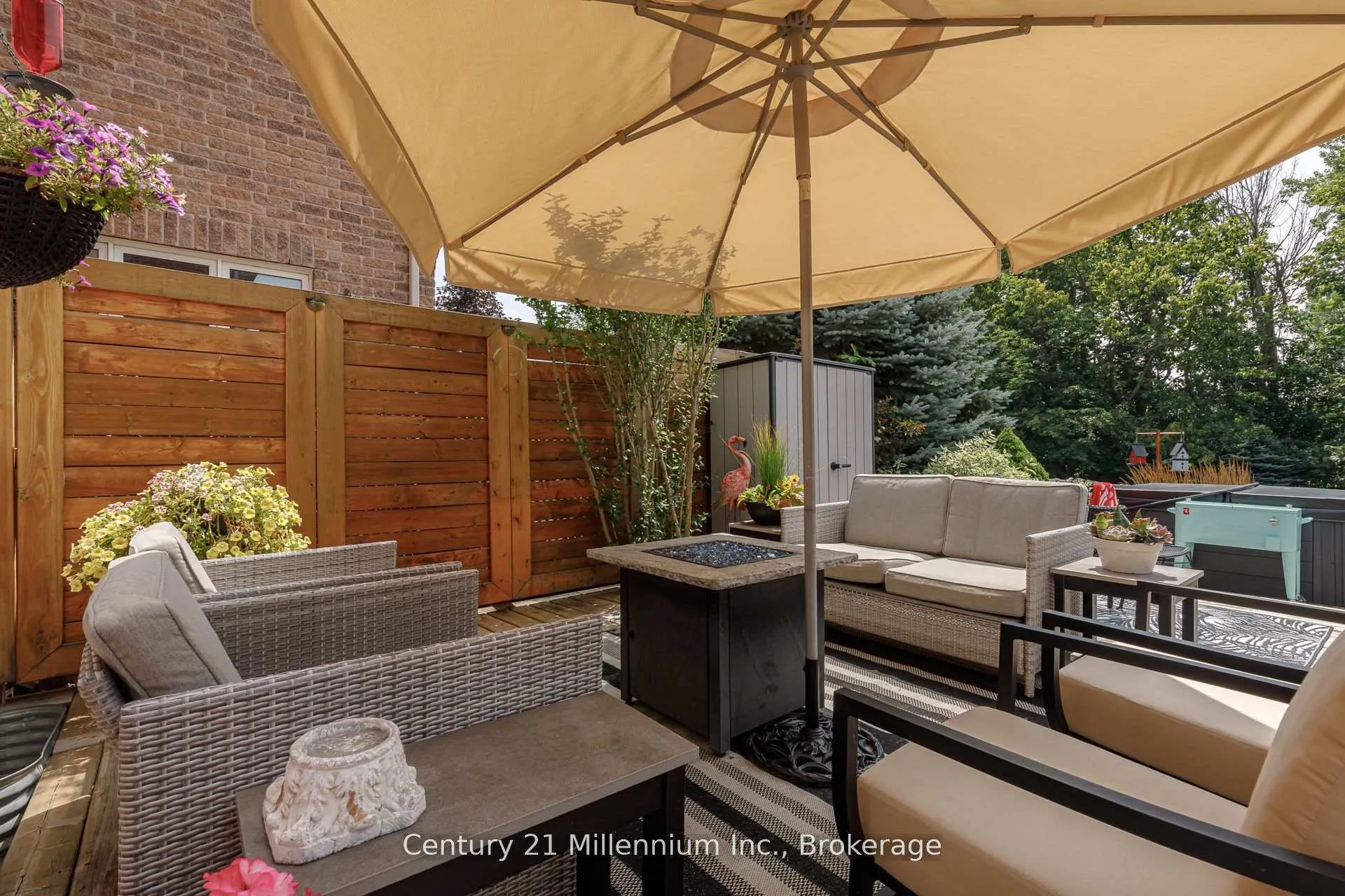 Photo 32 of 14 Thomas Drive, Collingwood — HOMEH