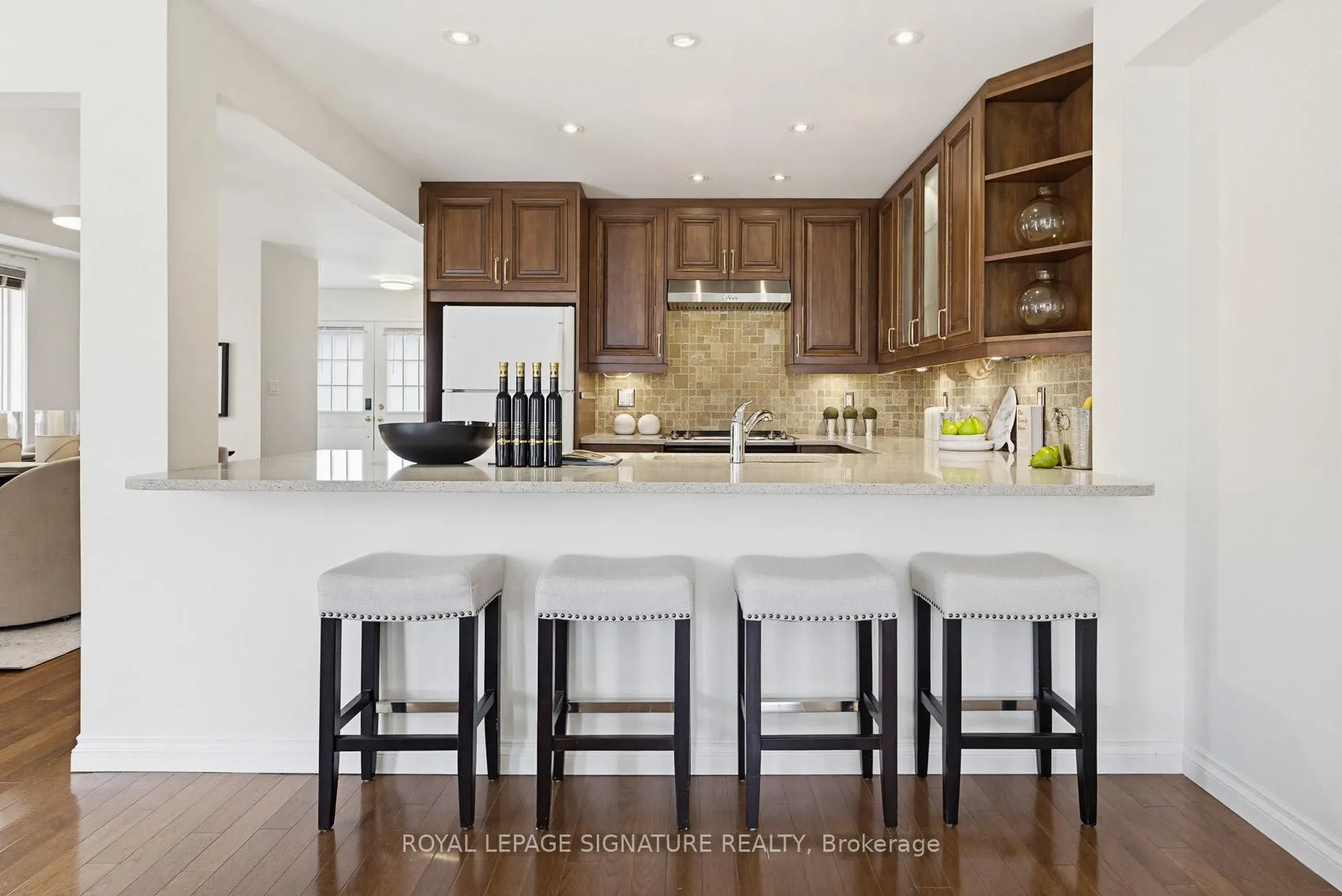 Photo 20 of 465 Pondview Place, Oakville, Wedgewood Creek — HOMEH