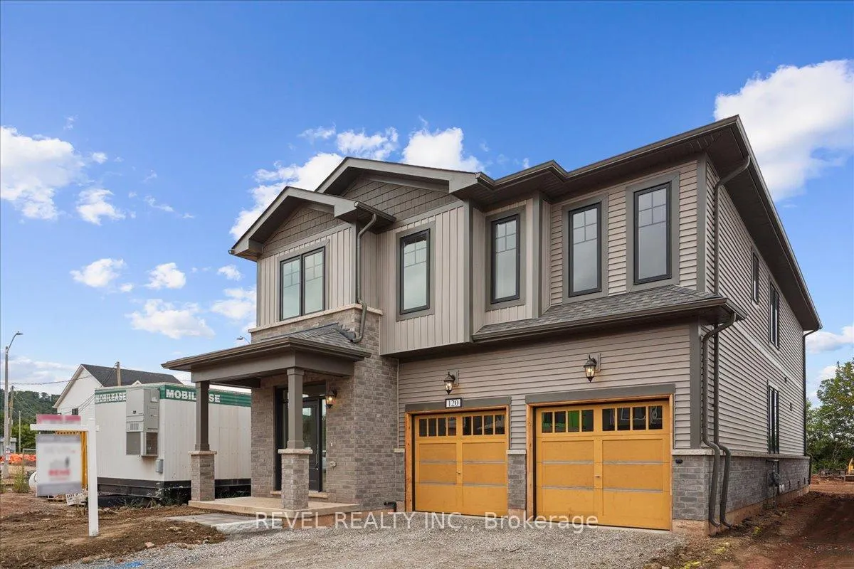 Photo 2 of 120 Starfire Crescent, Hamilton, Fruitland — HOMEH