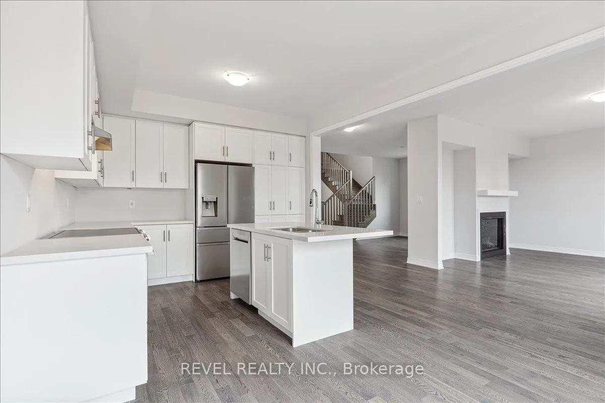 Photo 12 of 120 Starfire Crescent, Hamilton, Fruitland — HOMEH