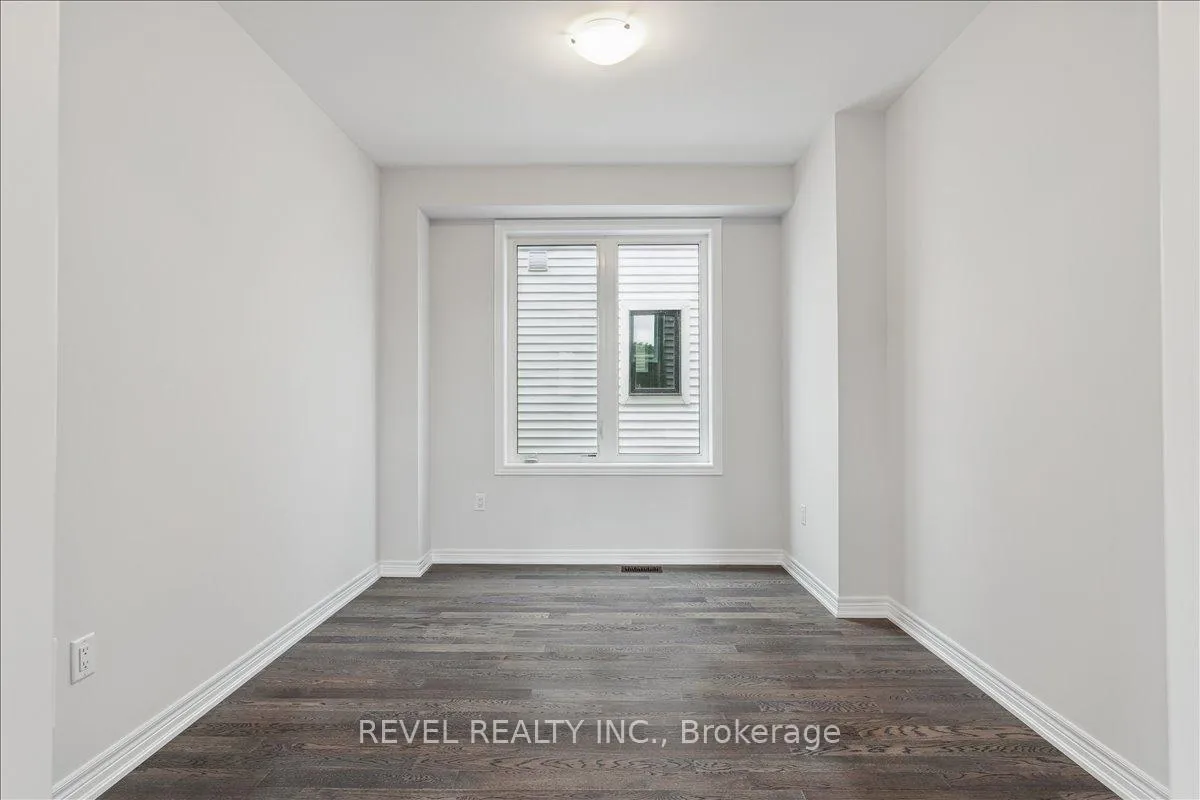 Photo 13 of 120 Starfire Crescent, Hamilton, Fruitland — HOMEH