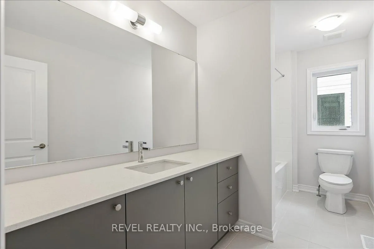 Photo 22 of 120 Starfire Crescent, Hamilton, Fruitland — HOMEH