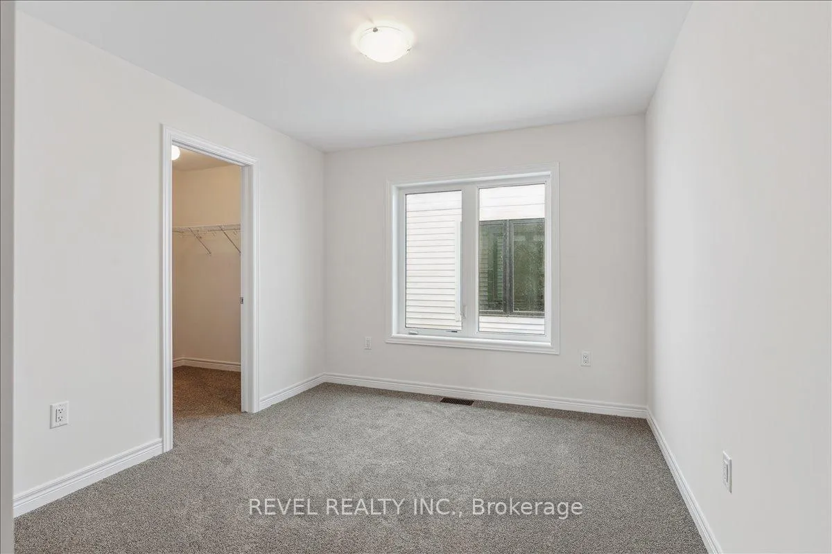 Photo 25 of 120 Starfire Crescent, Hamilton, Fruitland — HOMEH