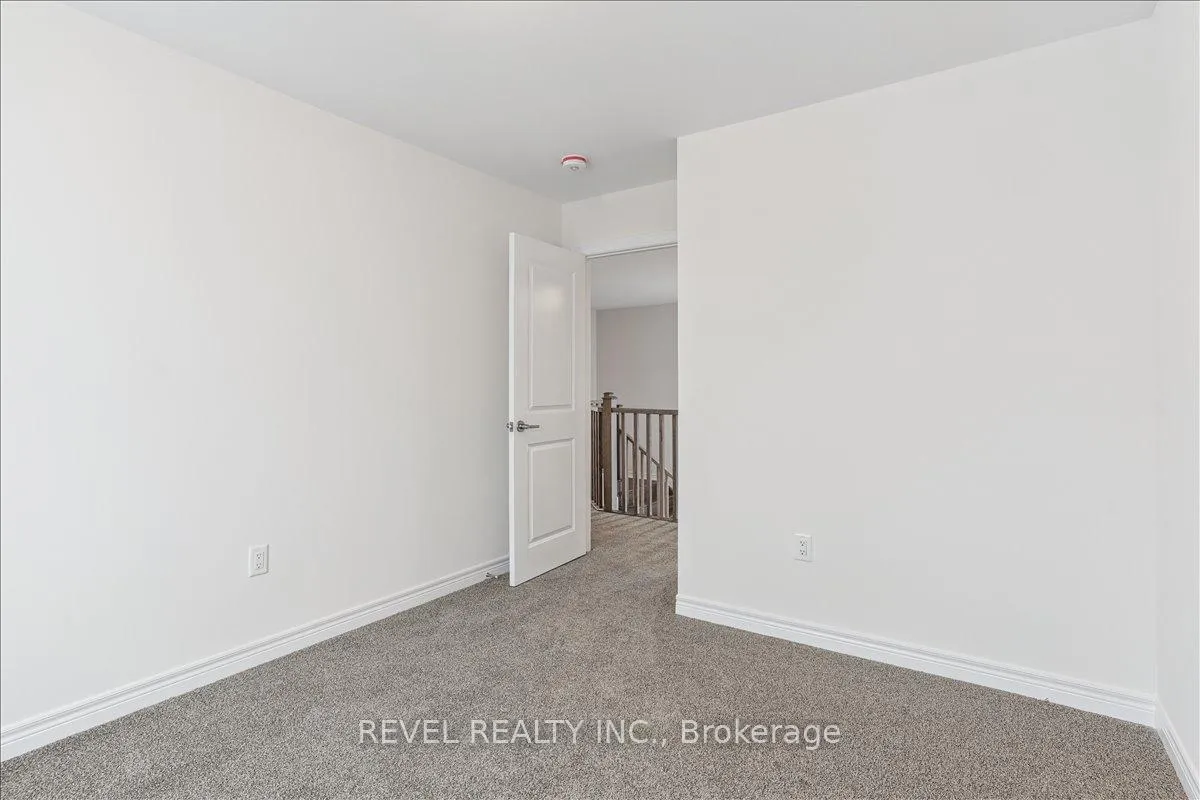 Photo 26 of 120 Starfire Crescent, Hamilton, Fruitland — HOMEH