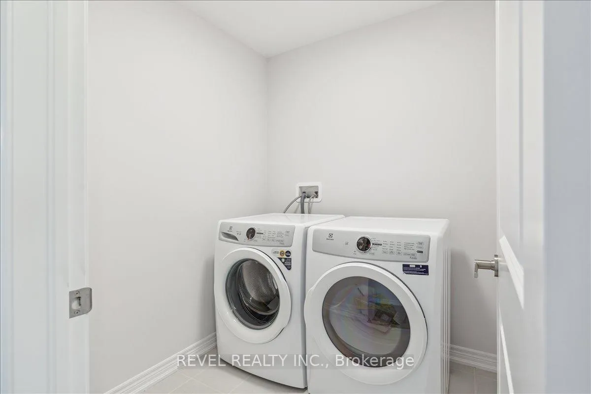 Photo 28 of 120 Starfire Crescent, Hamilton, Fruitland — HOMEH
