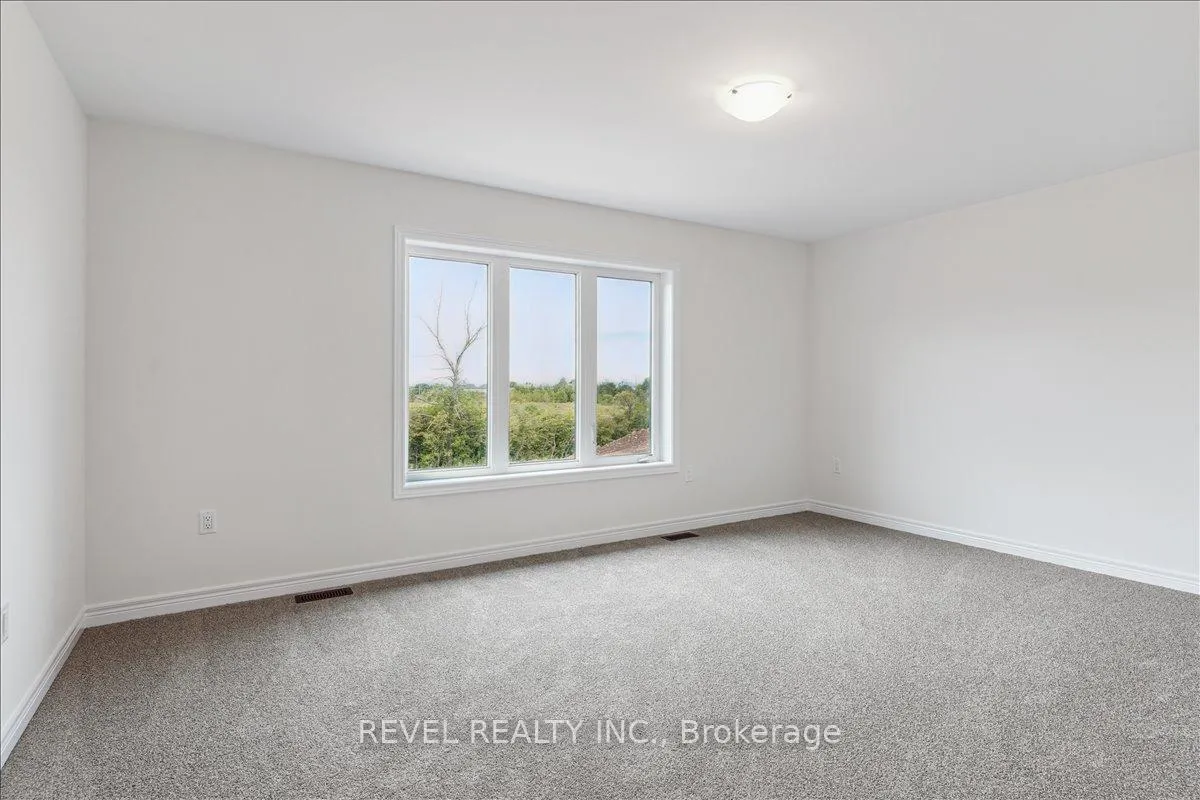 Photo 29 of 120 Starfire Crescent, Hamilton, Fruitland — HOMEH