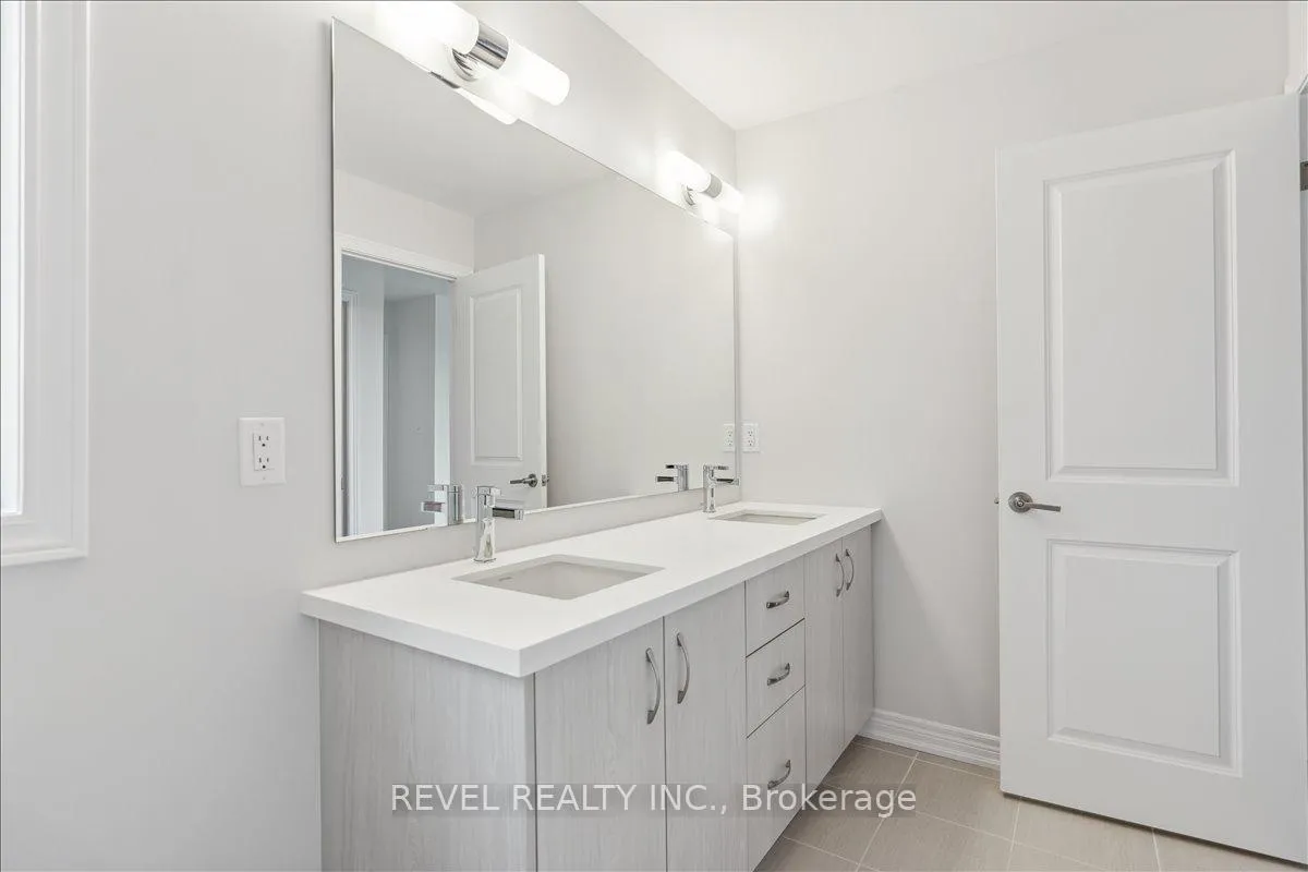 Photo 34 of 120 Starfire Crescent, Hamilton, Fruitland — HOMEH