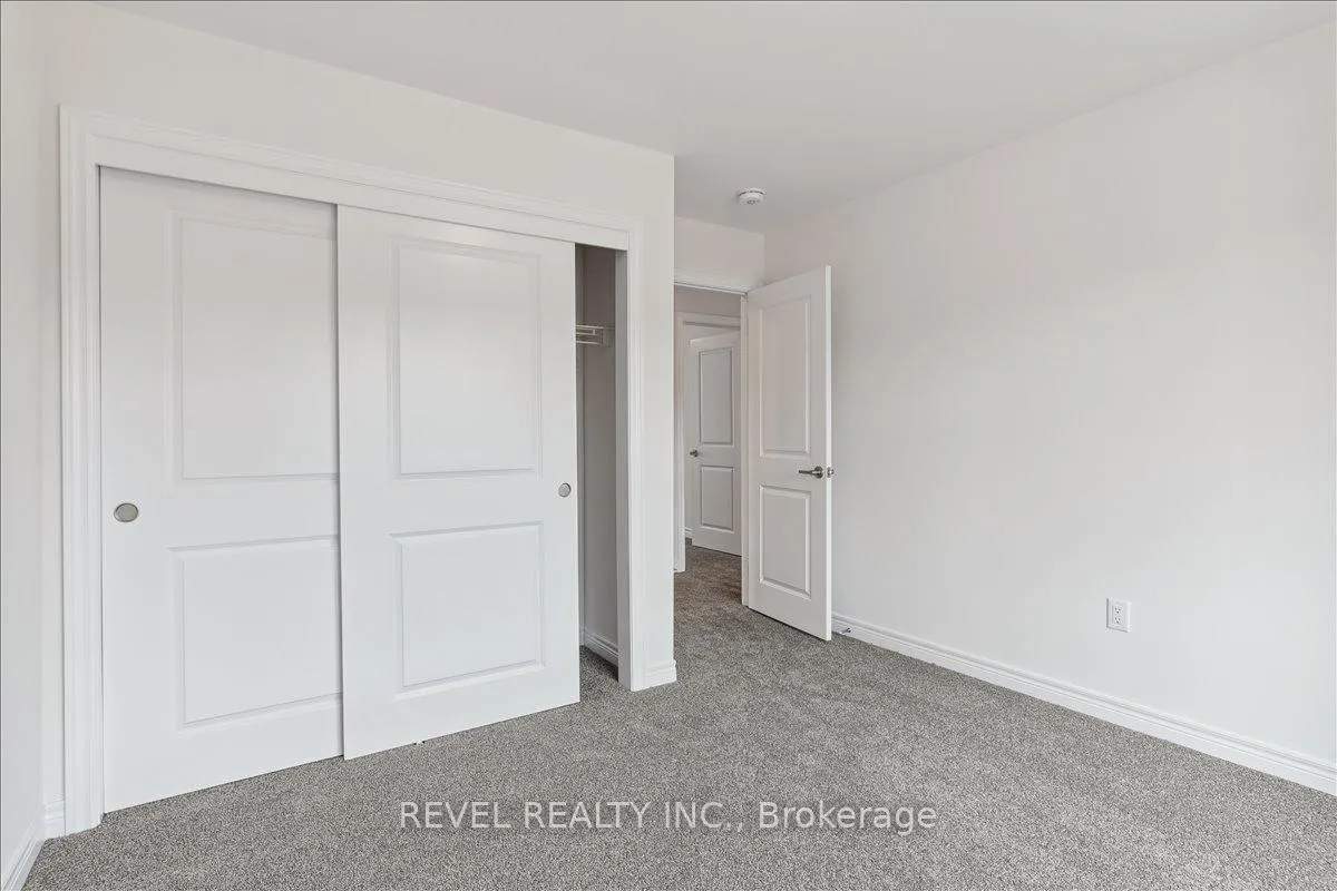 Photo 36 of 120 Starfire Crescent, Hamilton, Fruitland — HOMEH