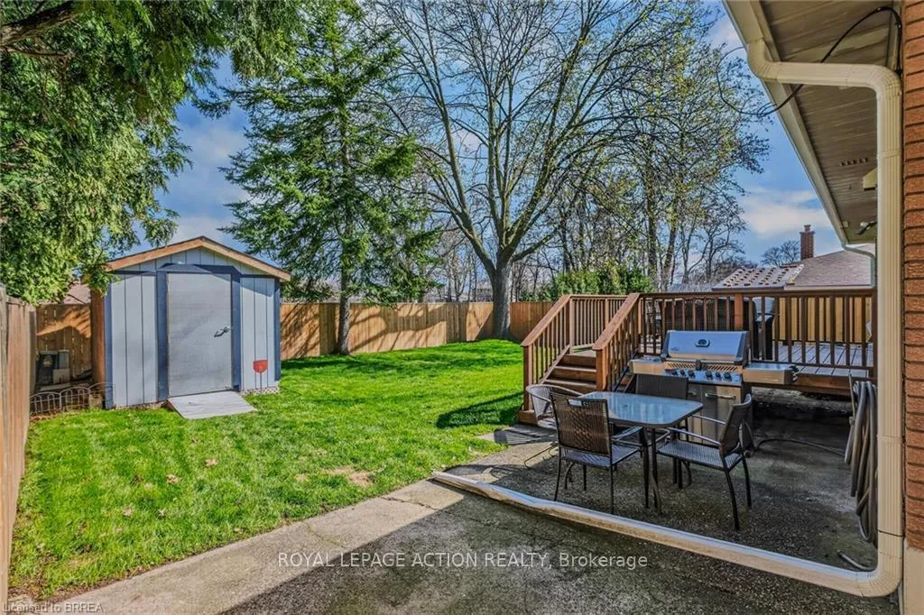 Photo 6 of 27 Allanton Boulevard, Brantford — HOMEH