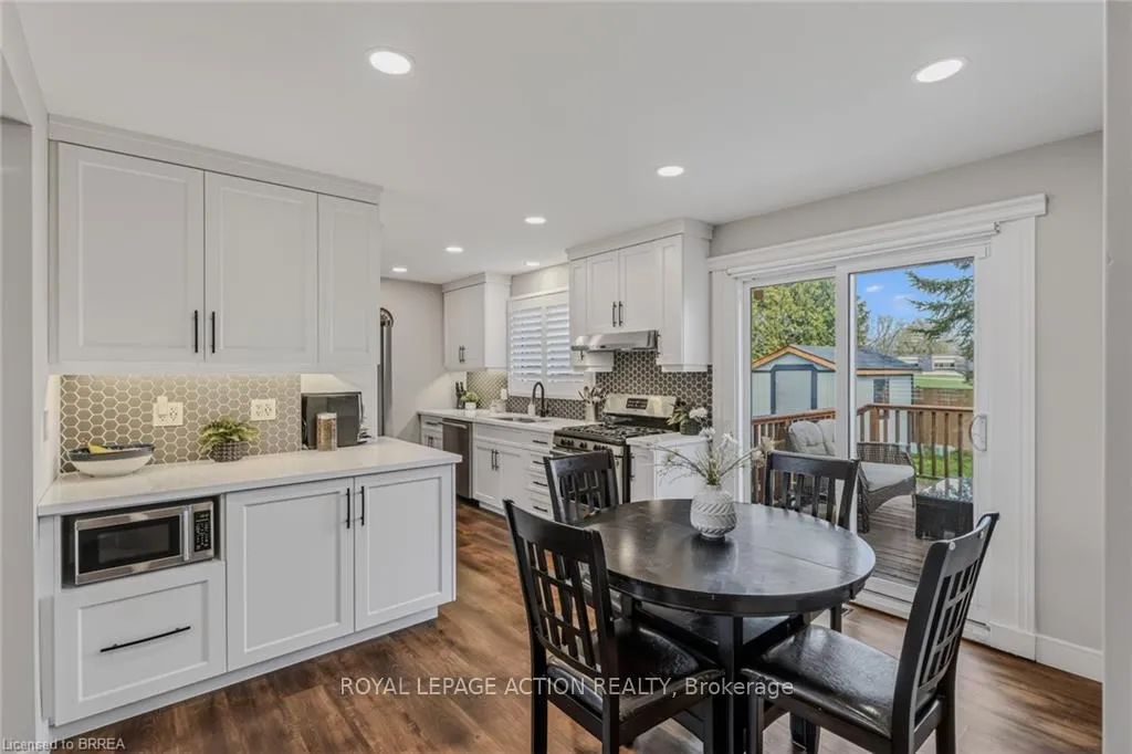 Photo 21 of 27 Allanton Boulevard, Brantford — HOMEH