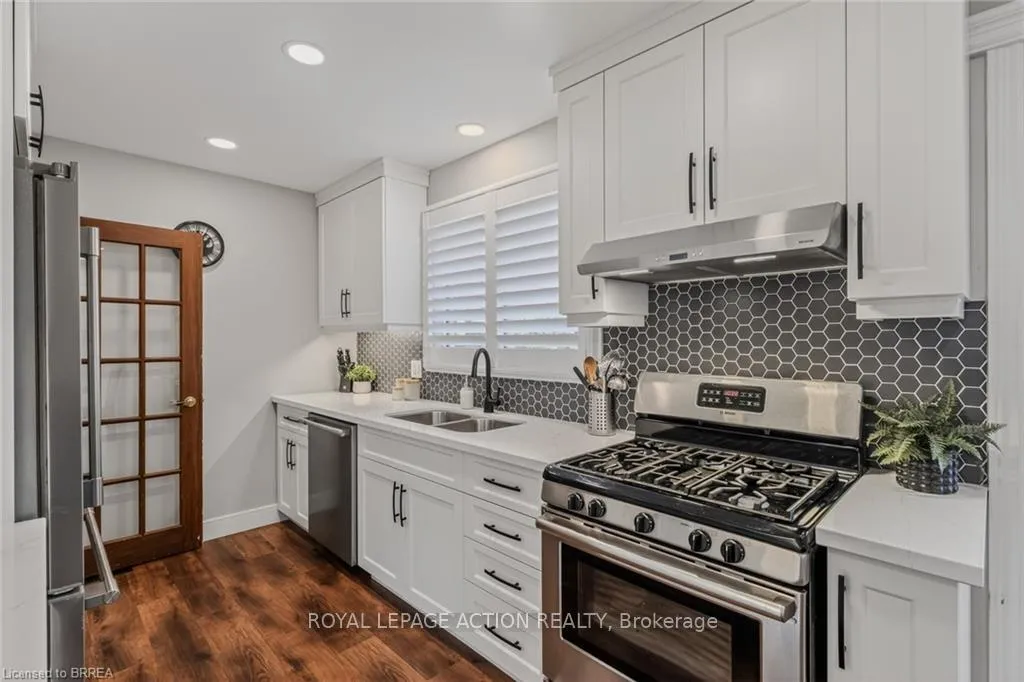 Photo 25 of 27 Allanton Boulevard, Brantford — HOMEH