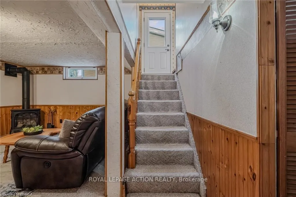 Photo 40 of 27 Allanton Boulevard, Brantford — HOMEH