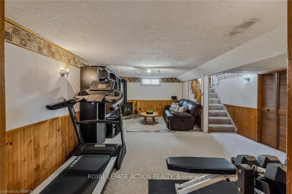 Photo 45 of 27 Allanton Boulevard, Brantford — HOMEH
