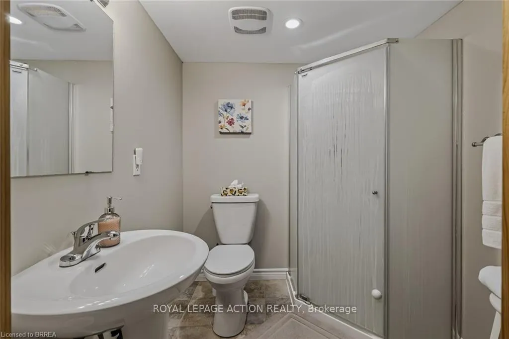 Photo 46 of 27 Allanton Boulevard, Brantford — HOMEH