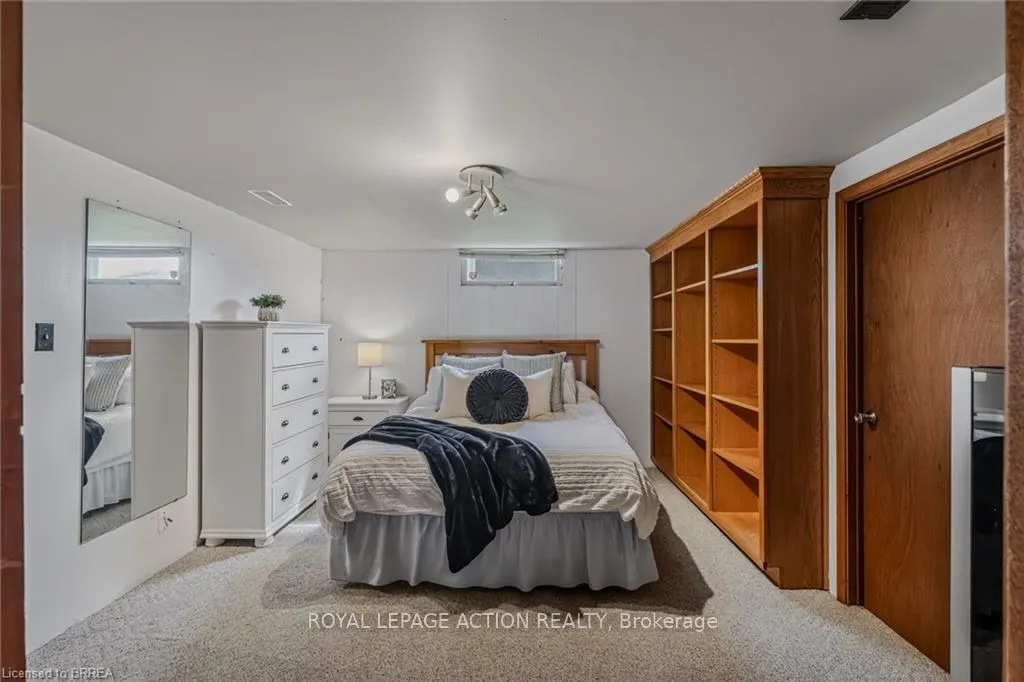 Photo 47 of 27 Allanton Boulevard, Brantford — HOMEH