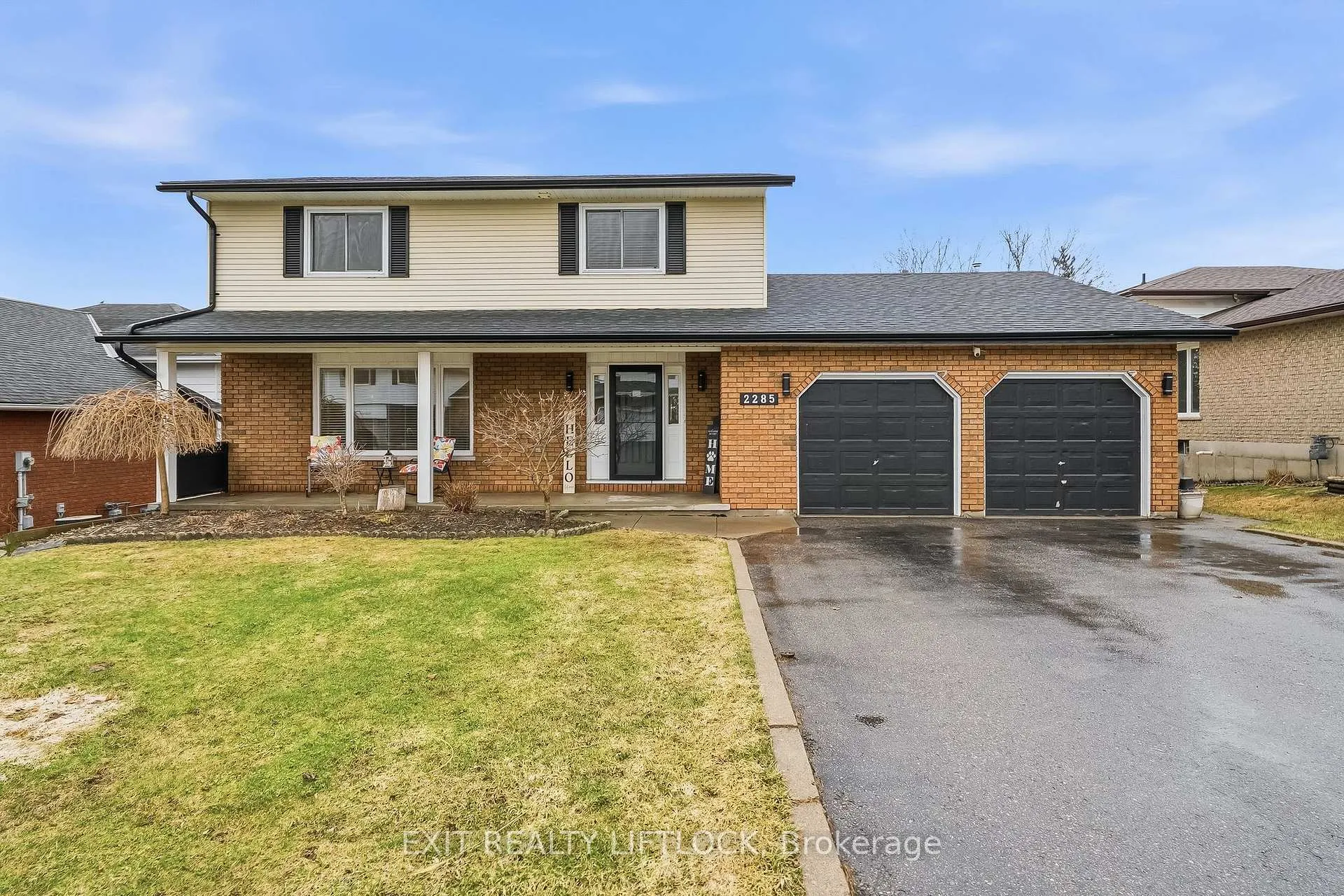Front of 2285 Lynhaven Road