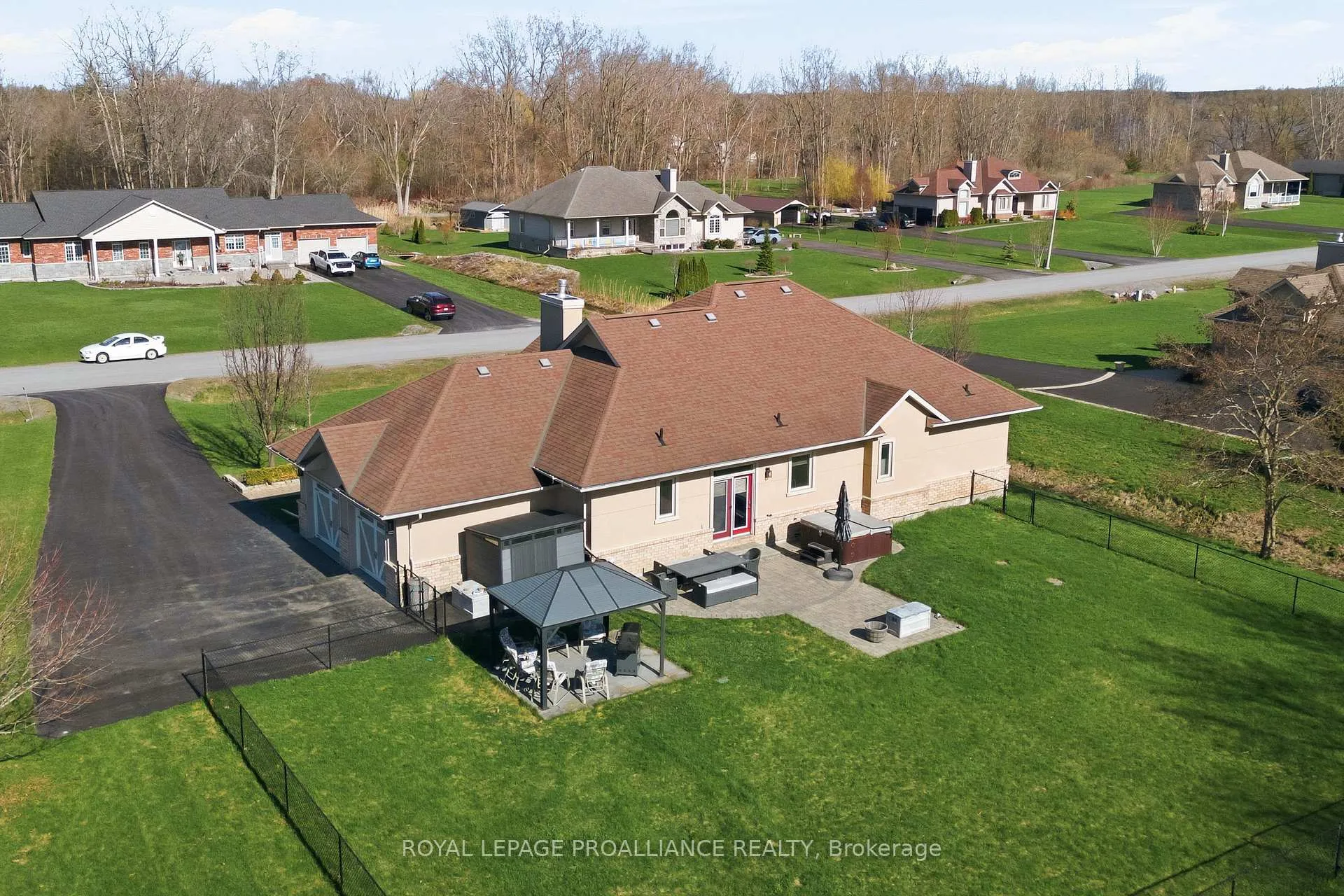 Photo 4 of 4 Bayswater Road, Quinte West, Sidney Ward — HOMEH