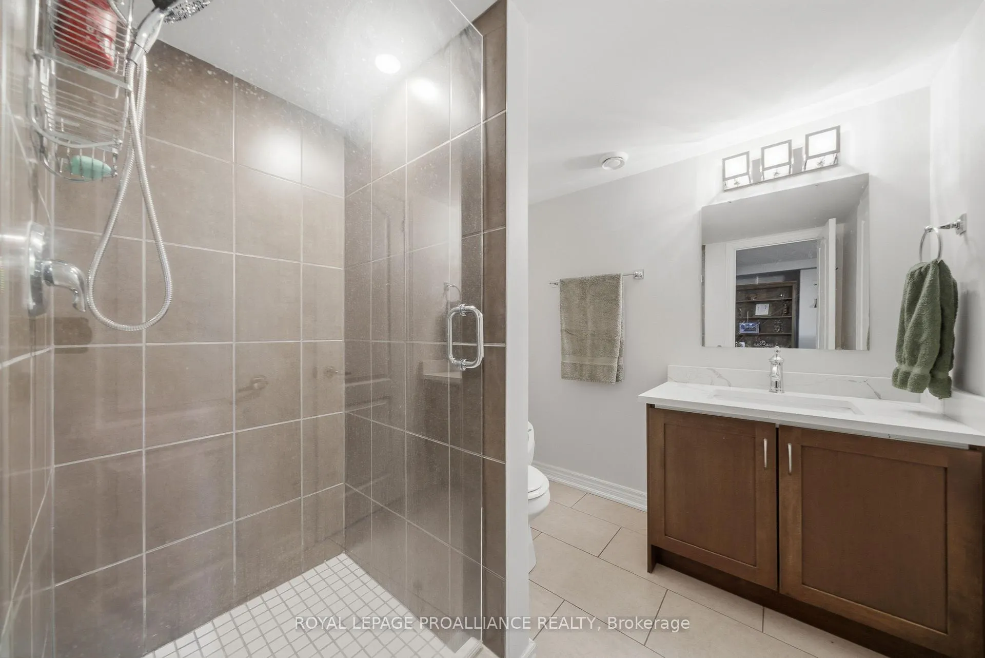 Photo 36 of 4 Bayswater Road, Quinte West, Sidney Ward — HOMEH