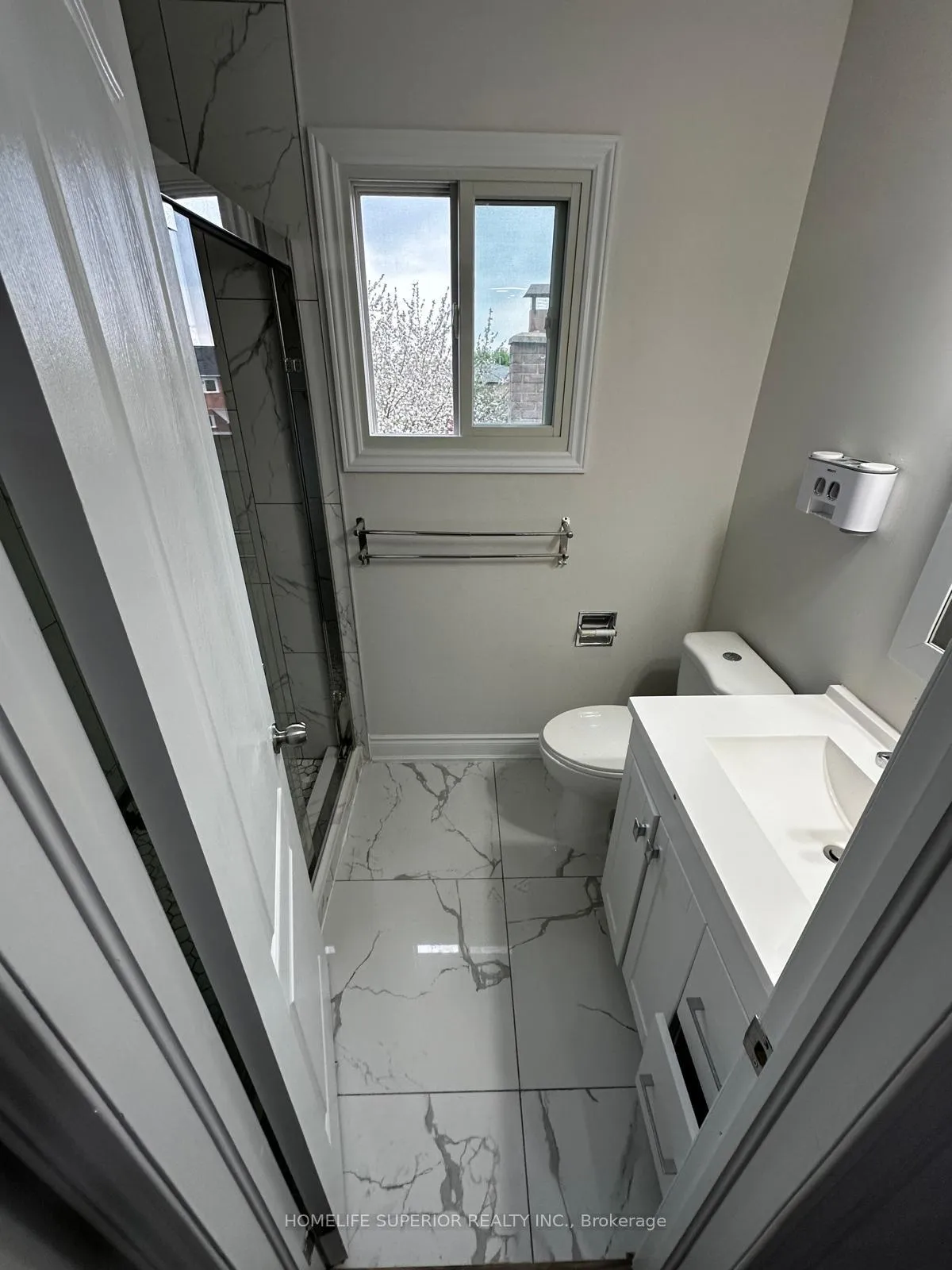 Photo 19 of 9 Nuttall Street, Brampton, Westgate — HOMEH