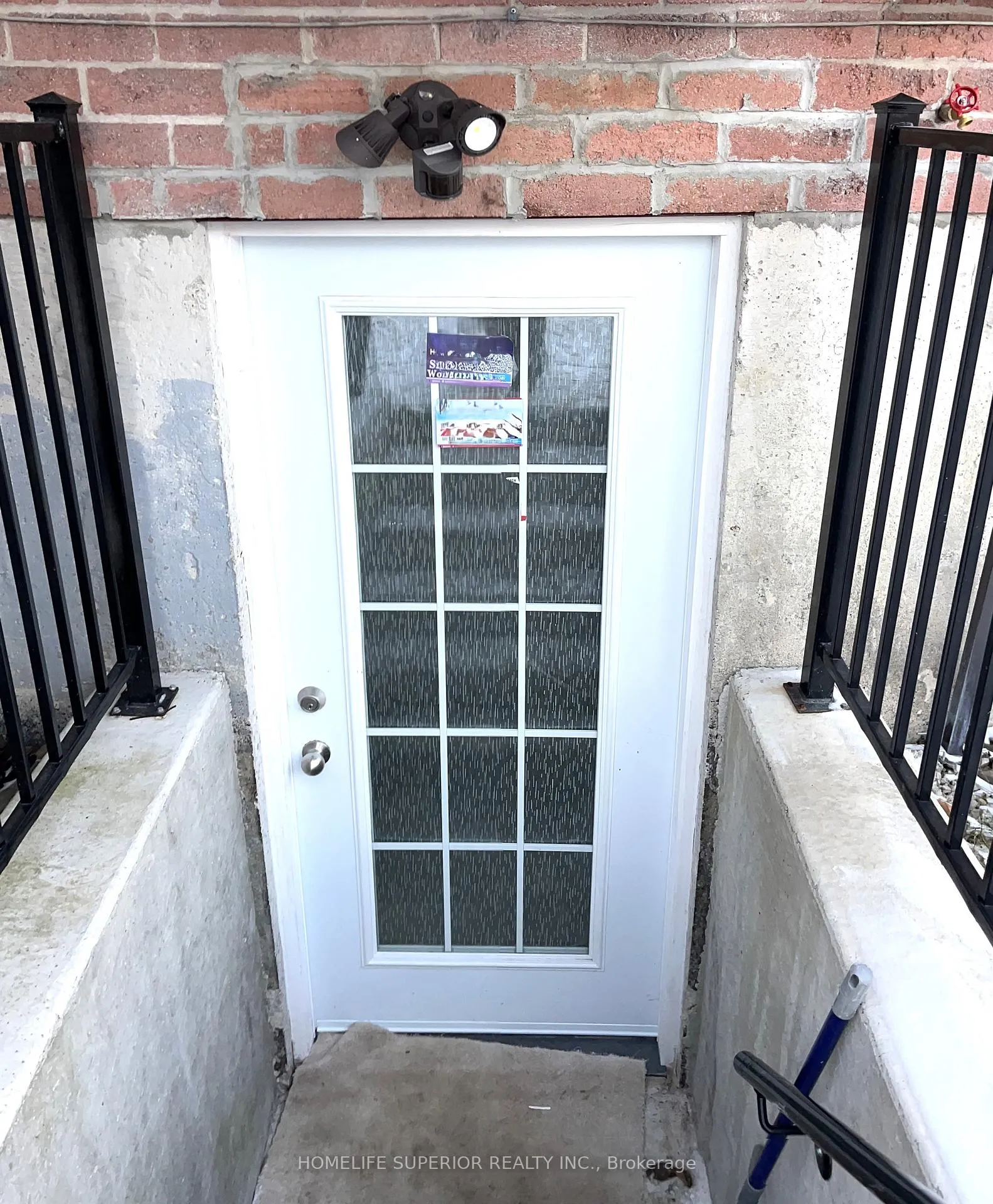 Photo 21 of 9 Nuttall Street, Brampton, Westgate — HOMEH