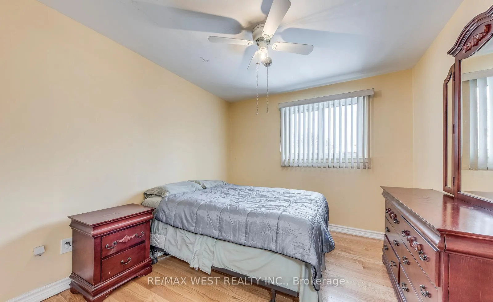 Photo 27 of 43 Flamingo Crescent, Brampton, Southgate — HOMEH