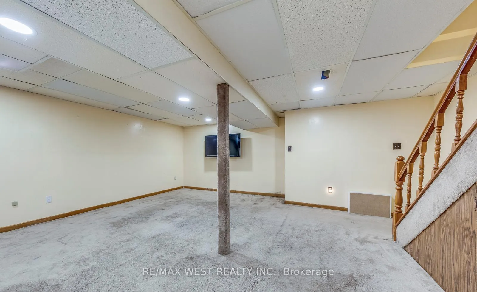 Photo 34 of 43 Flamingo Crescent, Brampton, Southgate — HOMEH