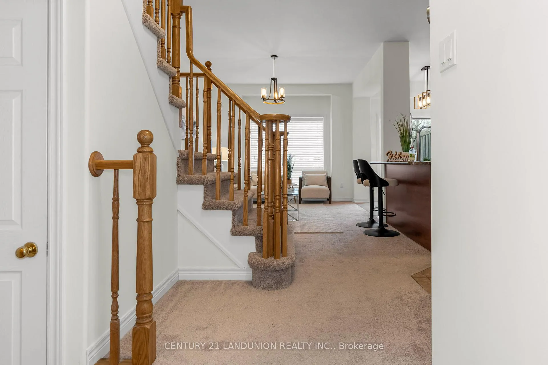 Photo 4 of 19 Chloe Street, St. Catharines, E. Chester — HOMEH