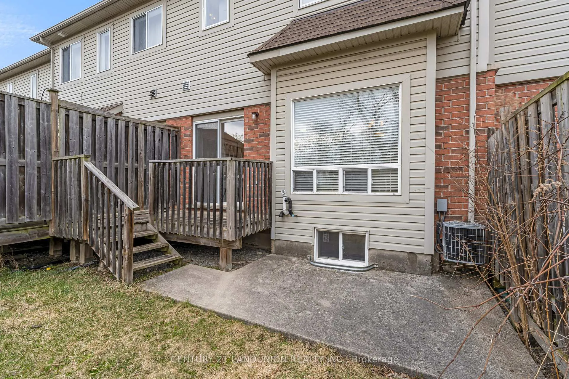 Photo 32 of 19 Chloe Street, St. Catharines, E. Chester — HOMEH