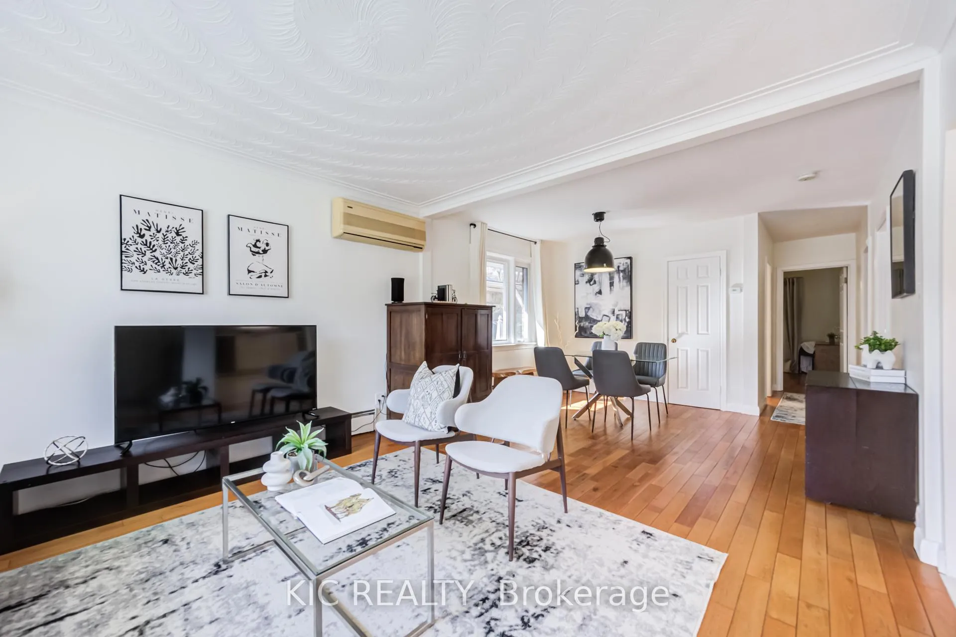 Photo 7 of 58 Coe Hill Drive, Toronto, High Park-Swansea — HOMEH