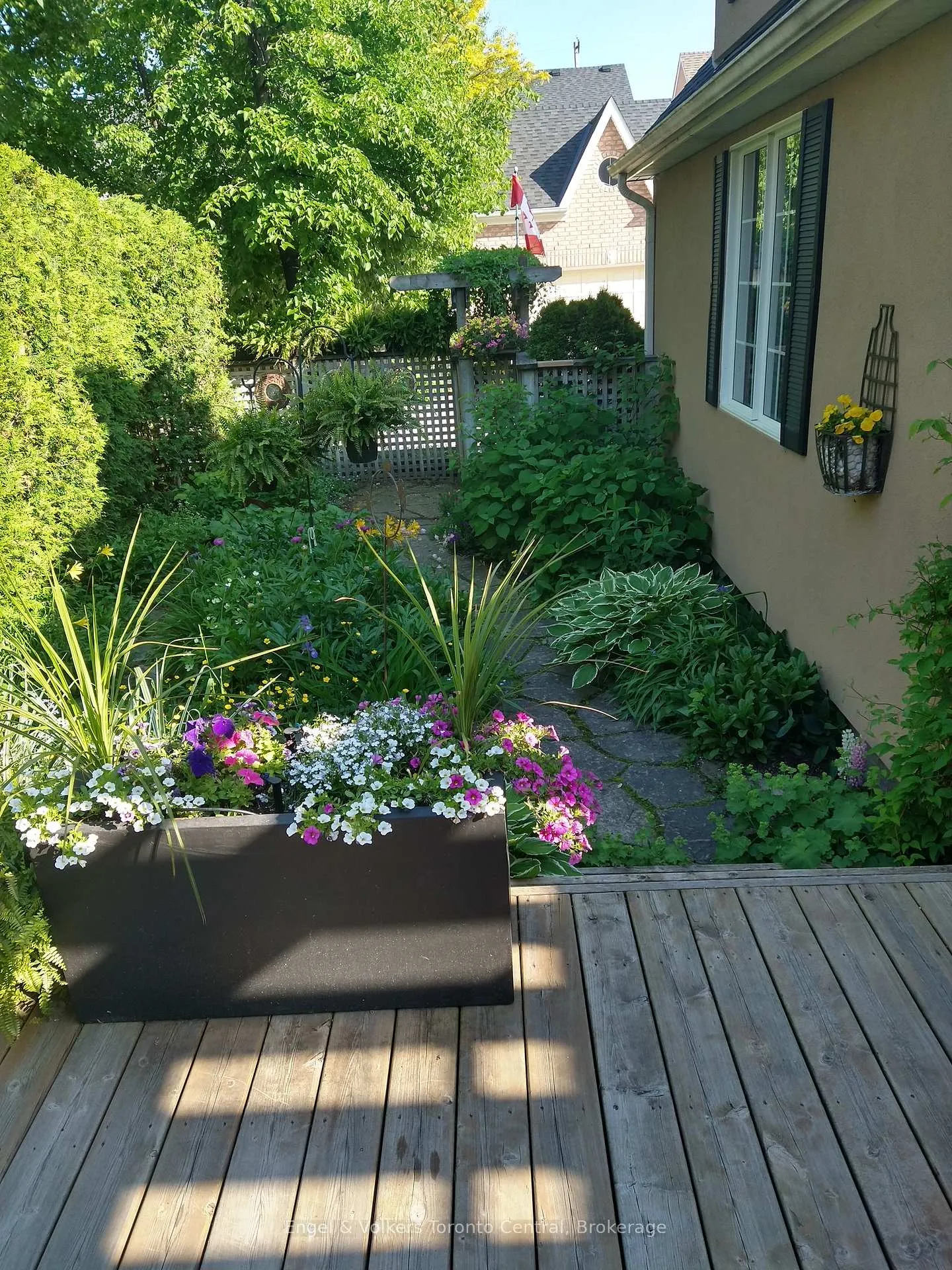 Photo 8 of 33 Callary Crescent, Collingwood — HOMEH