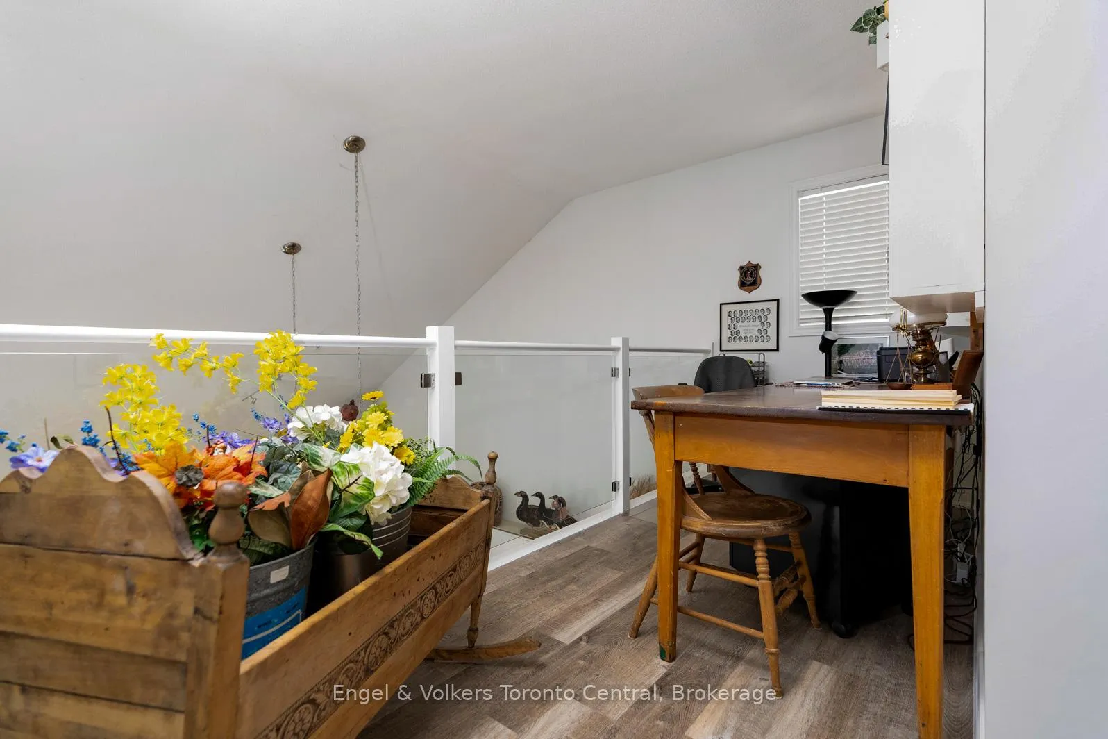 Photo 33 of 33 Callary Crescent, Collingwood — HOMEH