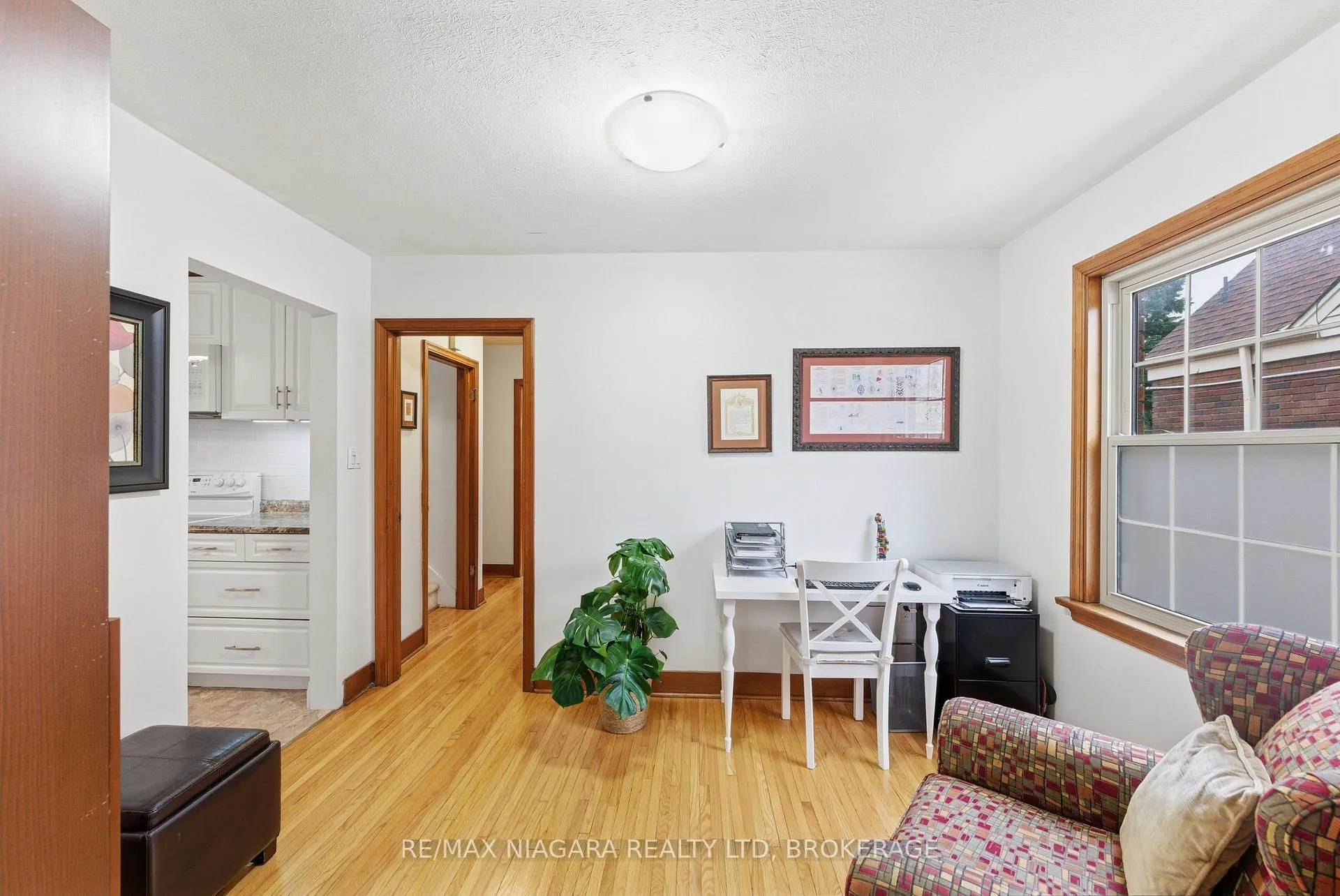 Photo 11 of 6950 Leeming Street, Niagara Falls, Hospital — HOMEH