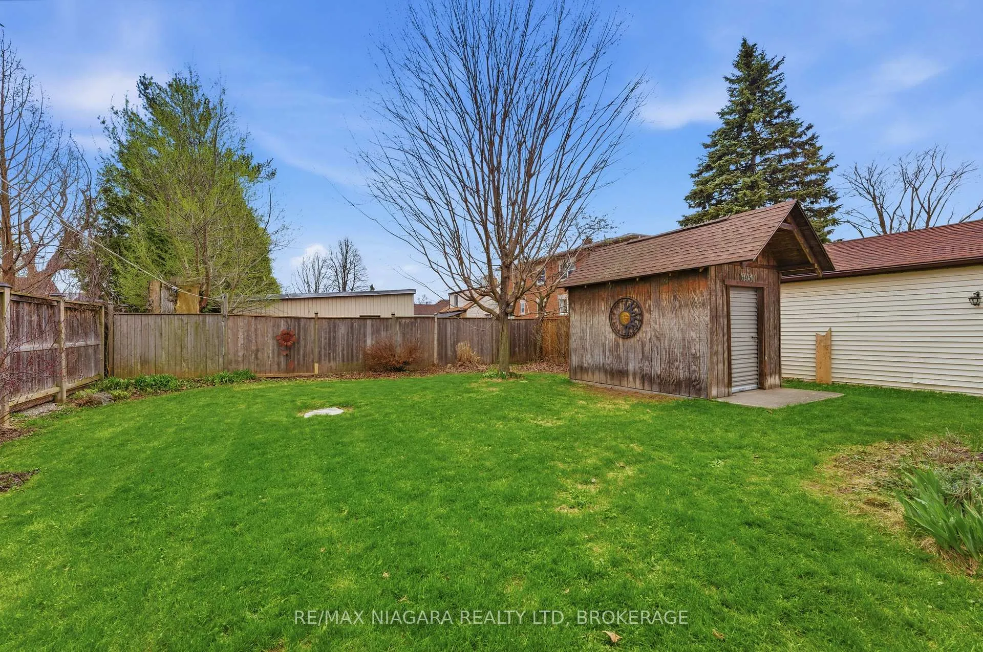 Photo 30 of 6950 Leeming Street, Niagara Falls, Hospital — HOMEH