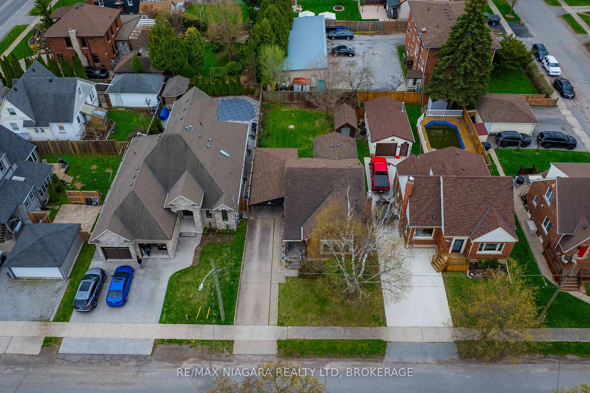 Photo 32 of 6950 Leeming Street, Niagara Falls, Hospital — HOMEH