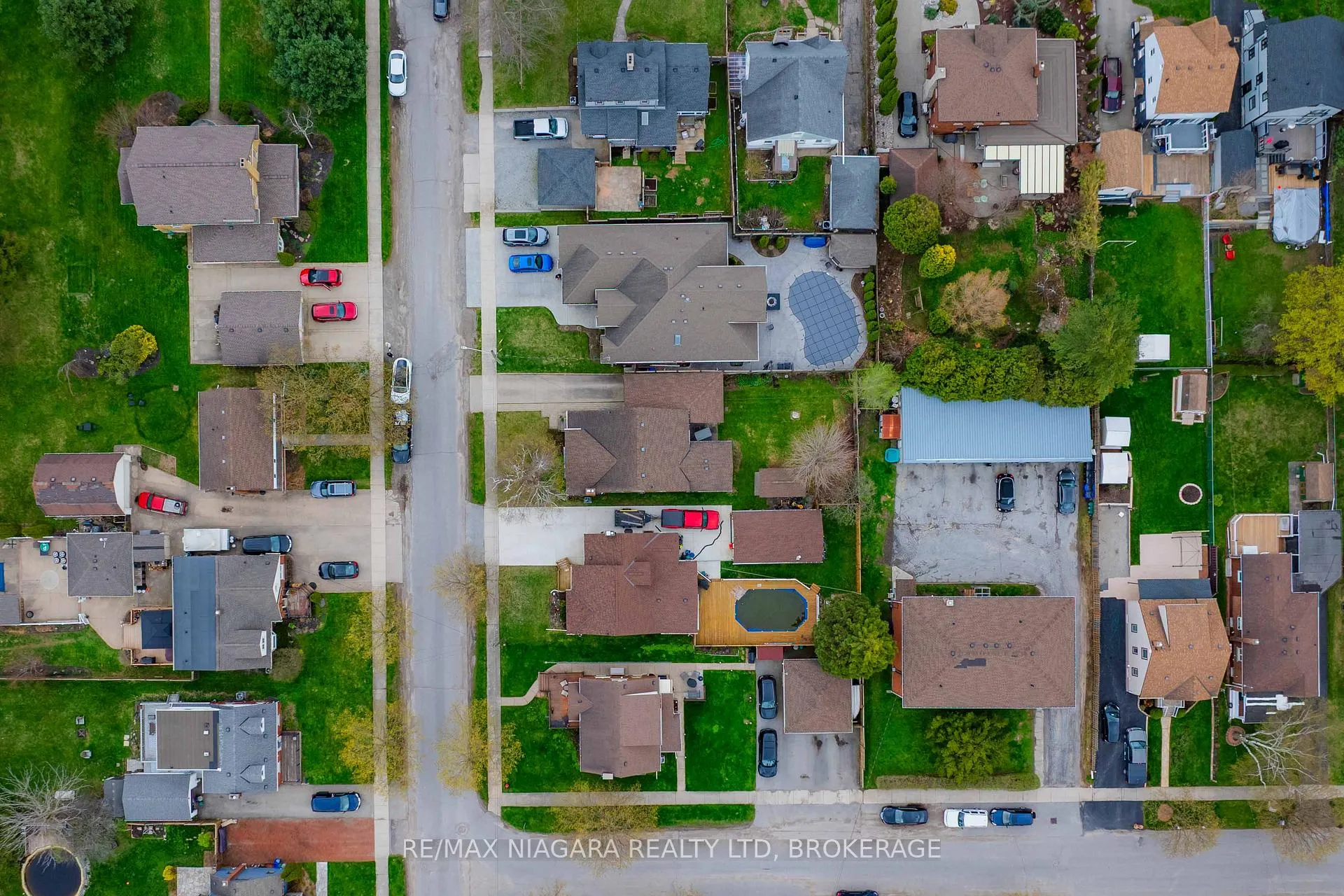 Photo 36 of 6950 Leeming Street, Niagara Falls, Hospital — HOMEH