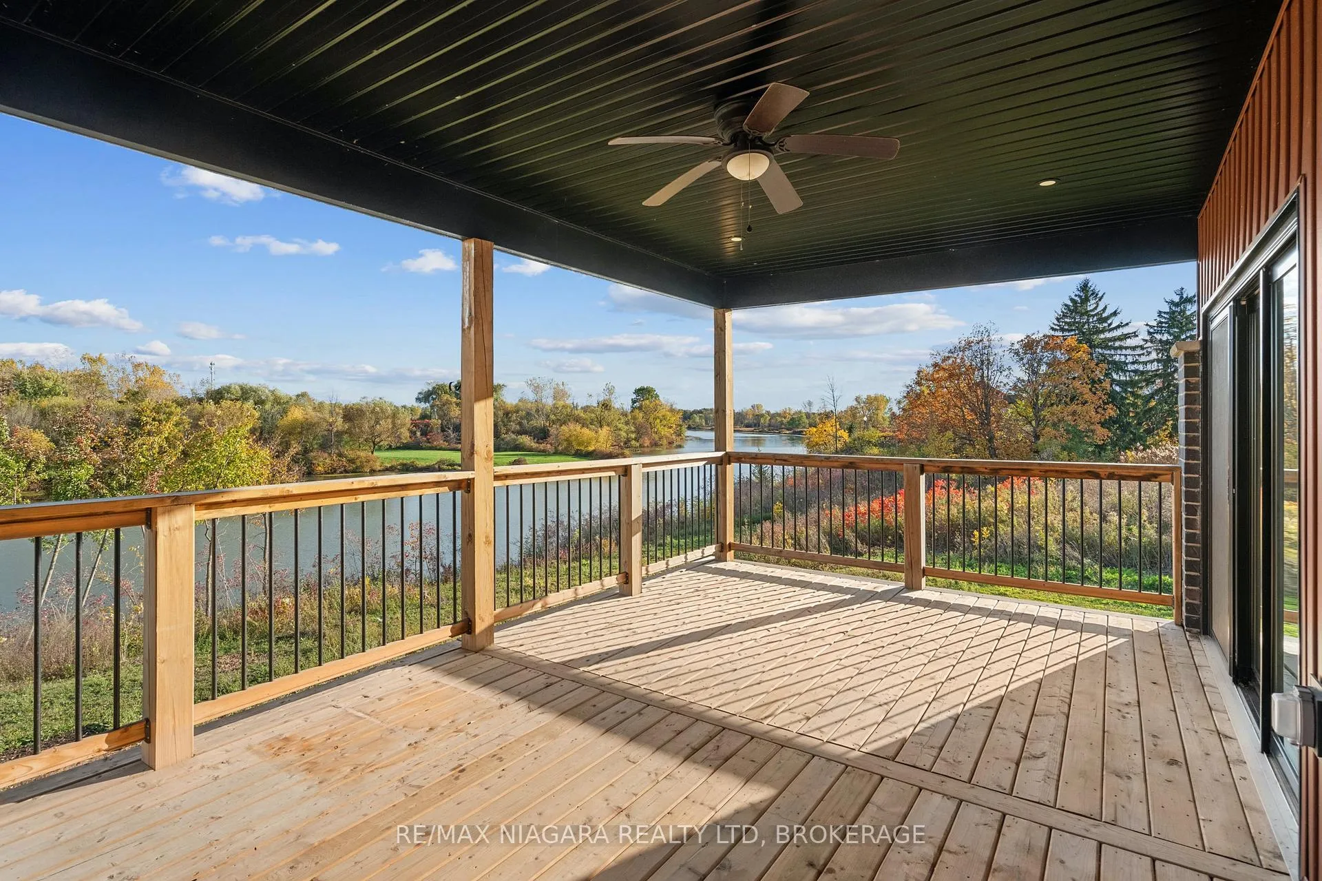 Photo 5 of 252 Colbeck Drive, Welland, Prince Charles — HOMEH