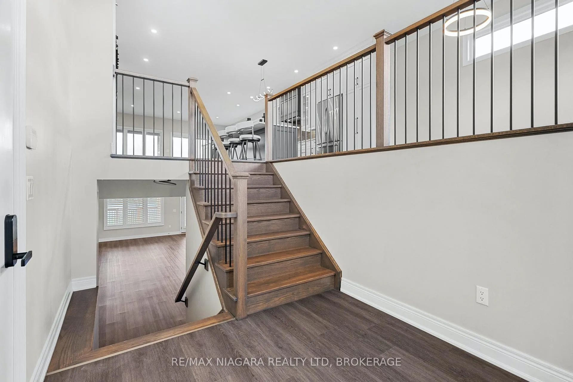 Photo 8 of 252 Colbeck Drive, Welland, Prince Charles — HOMEH