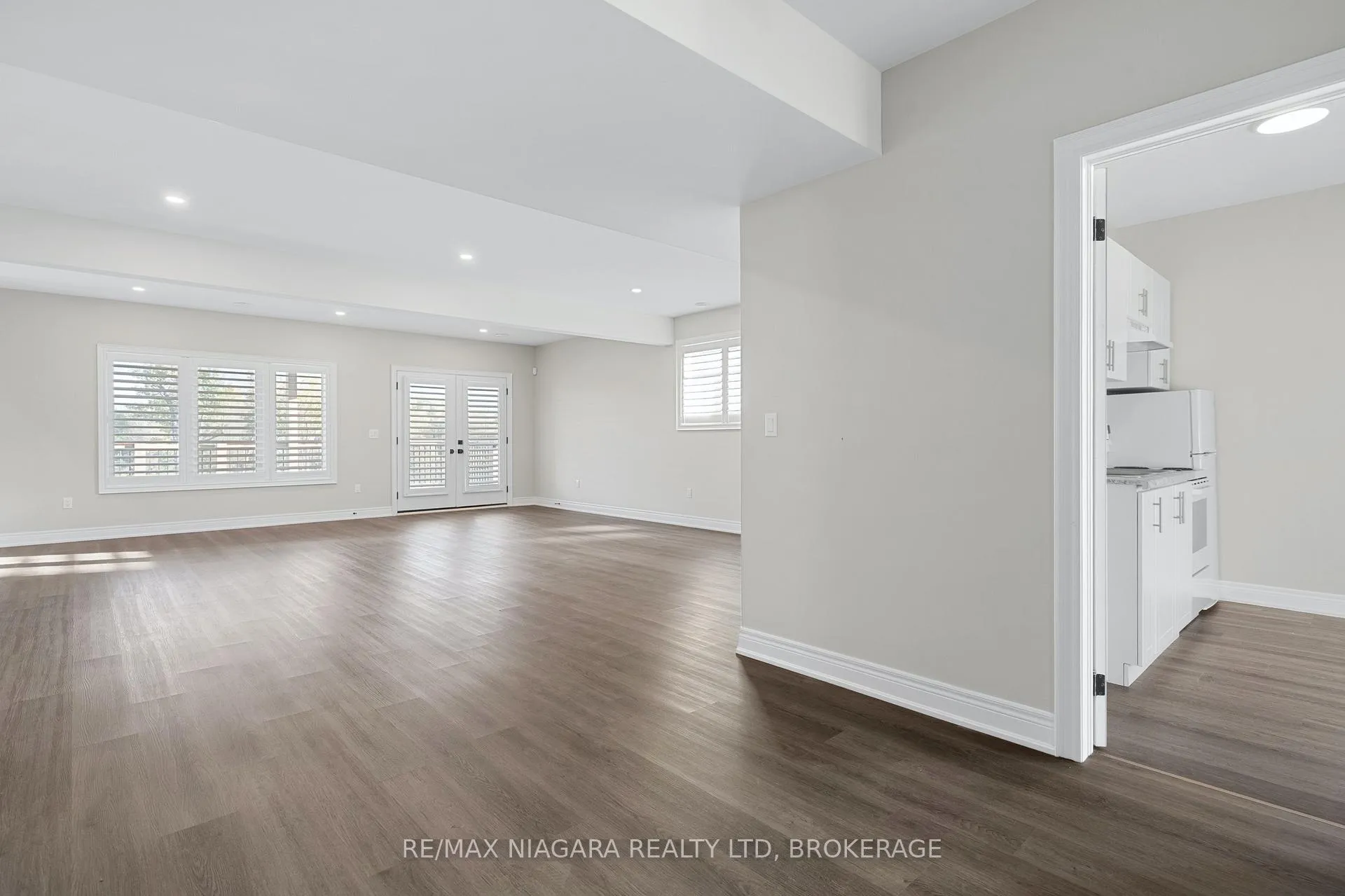Photo 28 of 252 Colbeck Drive, Welland, Prince Charles — HOMEH