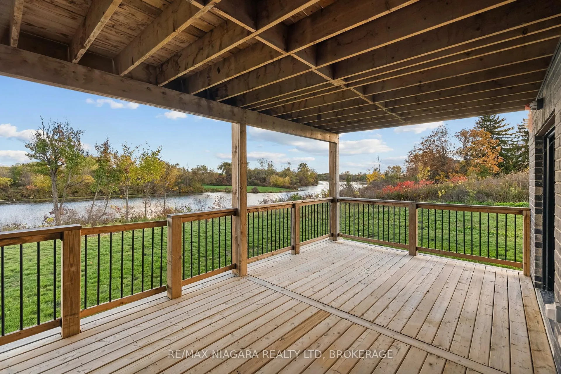 Photo 37 of 252 Colbeck Drive, Welland, Prince Charles — HOMEH