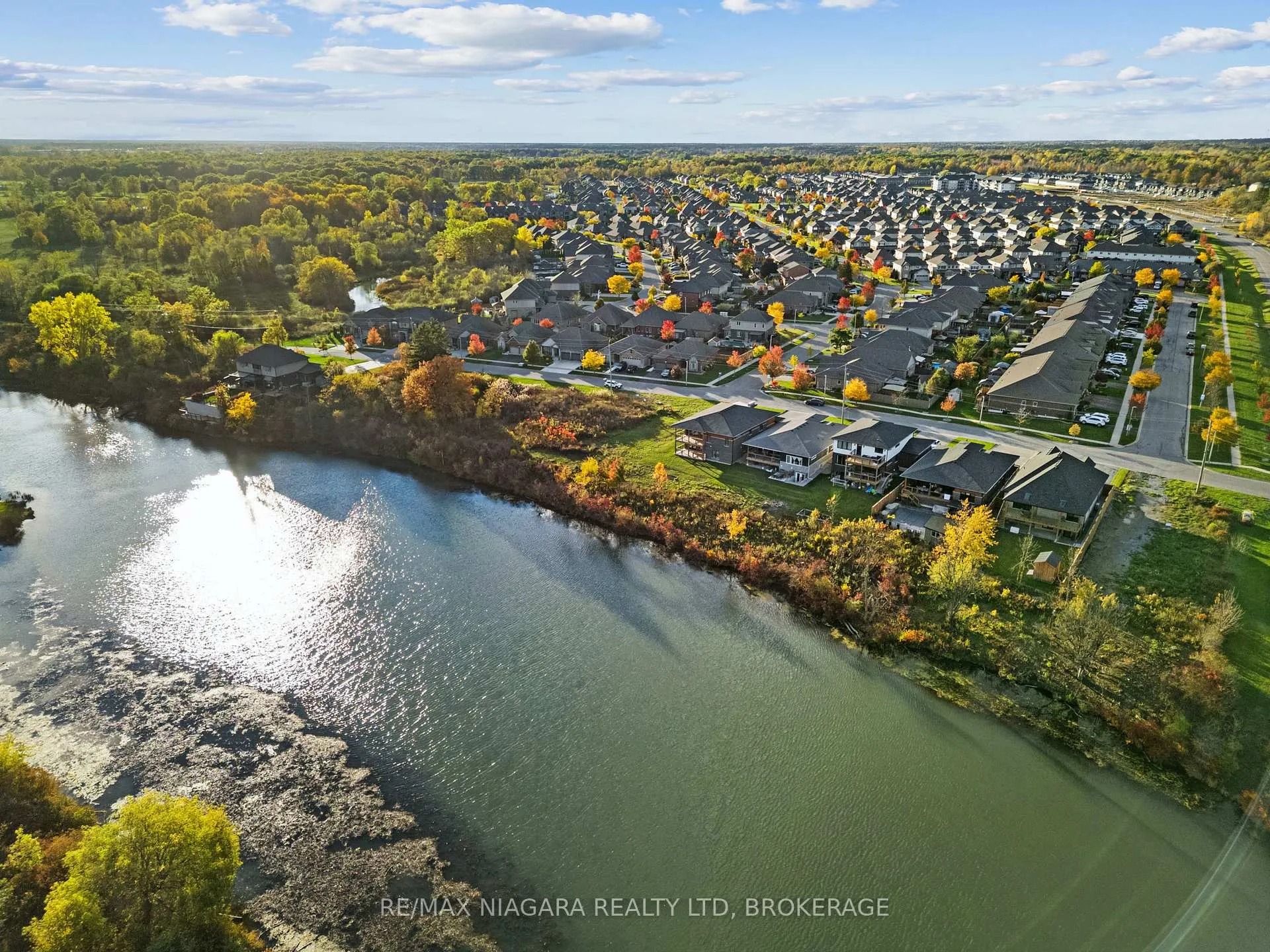 Photo 39 of 252 Colbeck Drive, Welland, Prince Charles — HOMEH