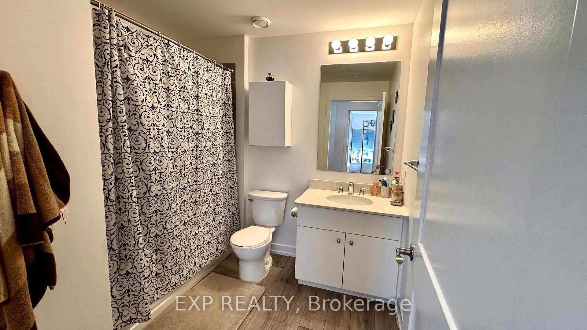 Photo 5 of Unit 301, 255 Northfield Drive E, Waterloo — HOMEH