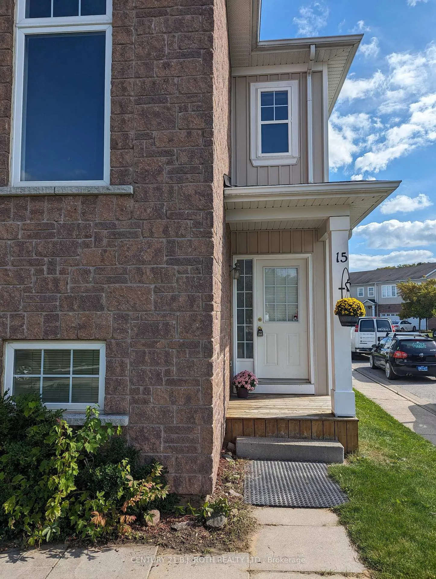 Photo 2 of Unit 15, 800 West Ridge Boulevard, Orillia — HOMEH