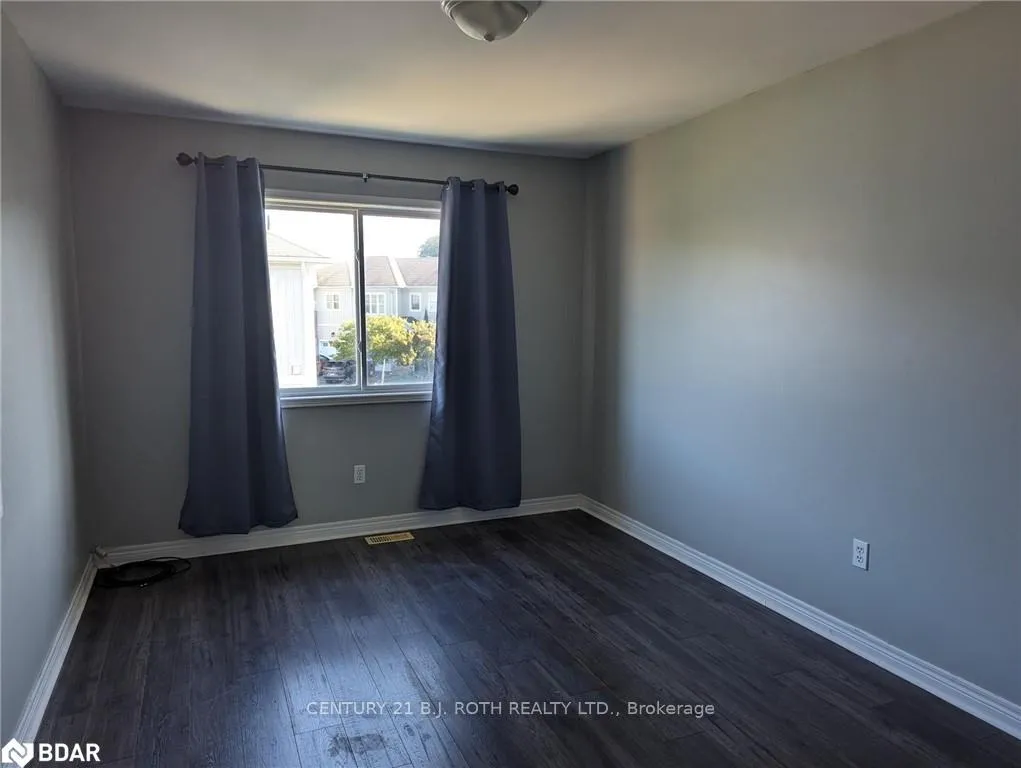 Photo 15 of Unit 15, 800 West Ridge Boulevard, Orillia — HOMEH