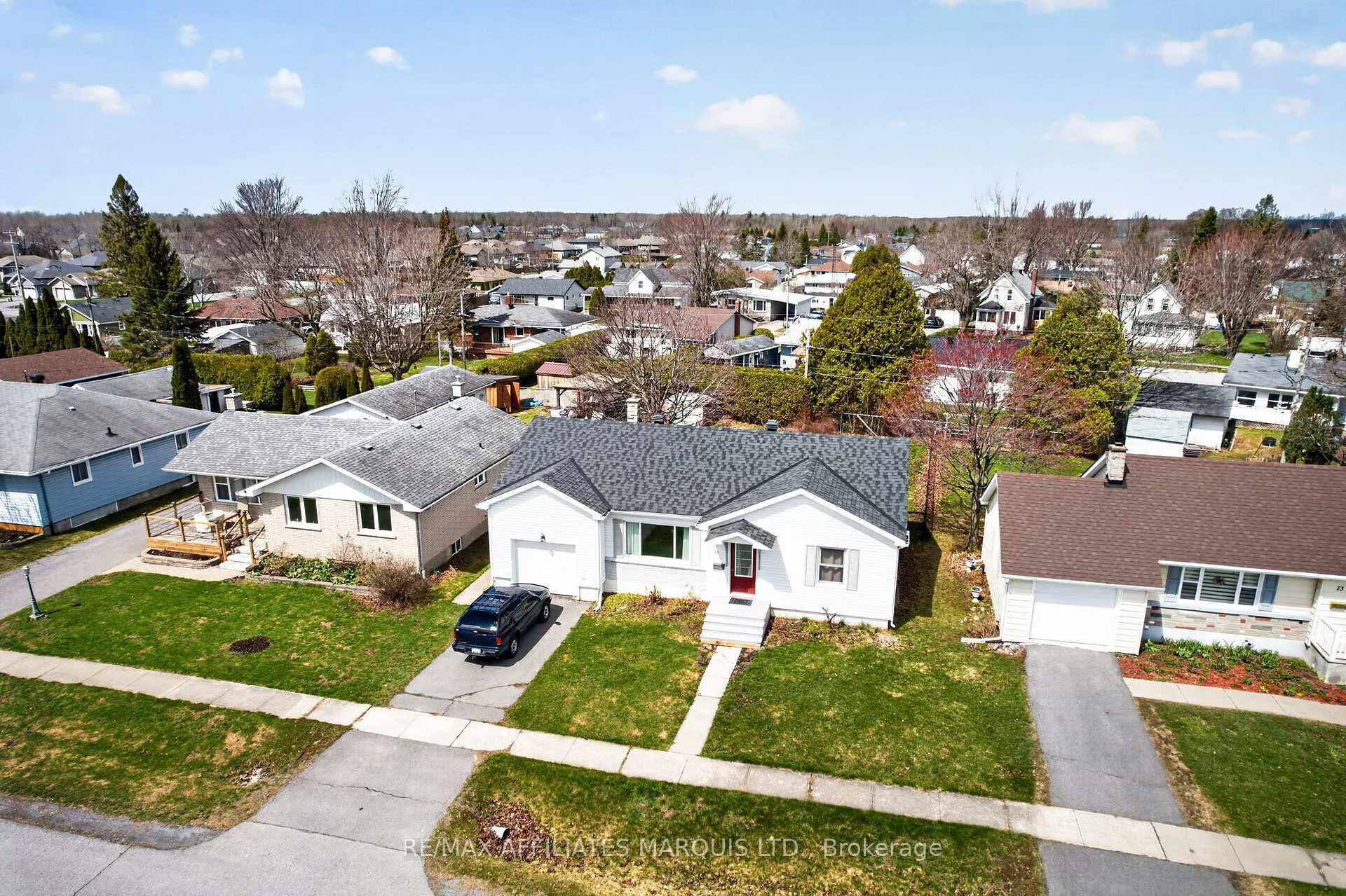 Photo 28 of 11 Gray Avenue, South Stormont, Long Sault — HOMEH