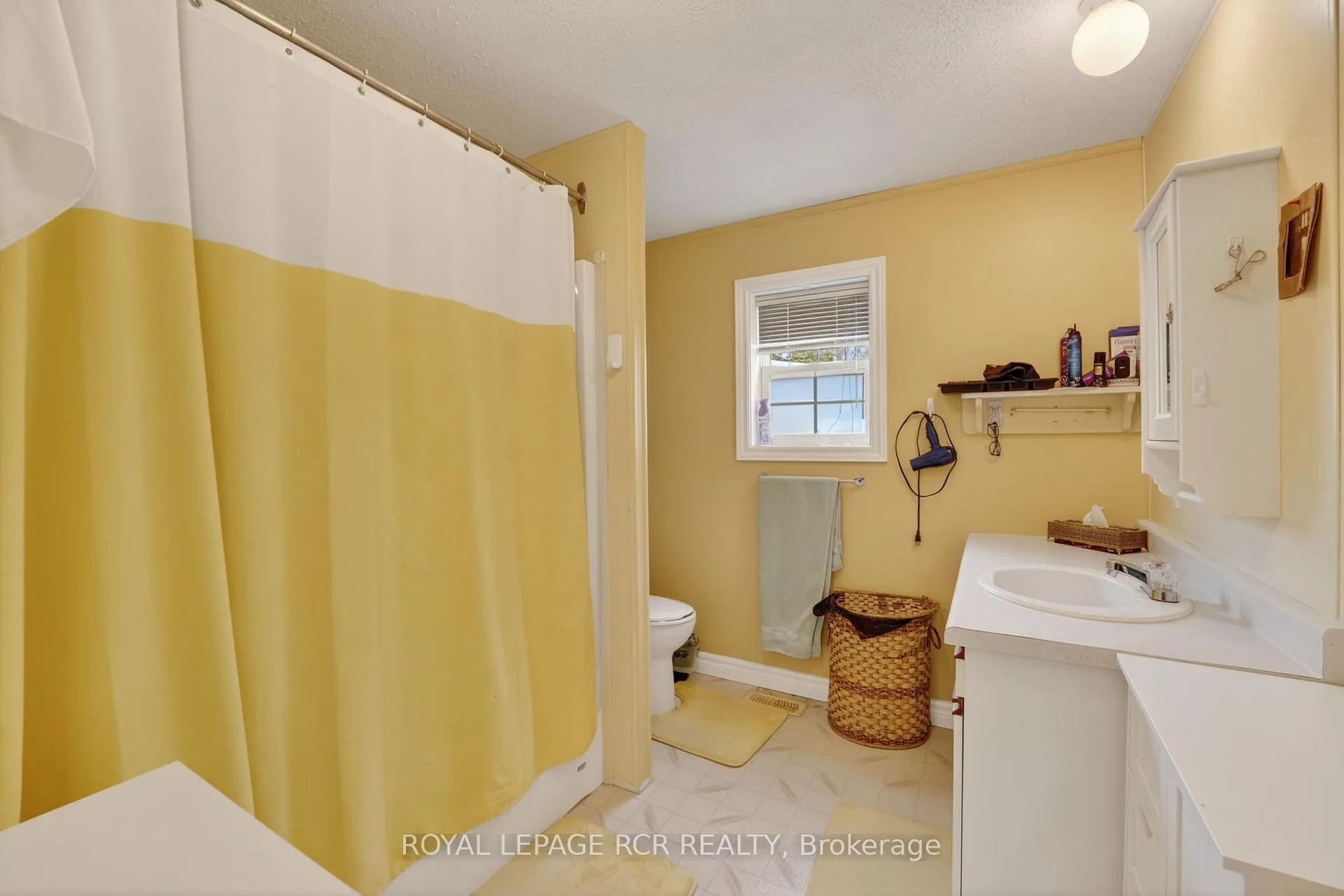 Photo 21 of 34 Jane Street, Oro-Medonte, Rural Oro-Medonte — HOMEH
