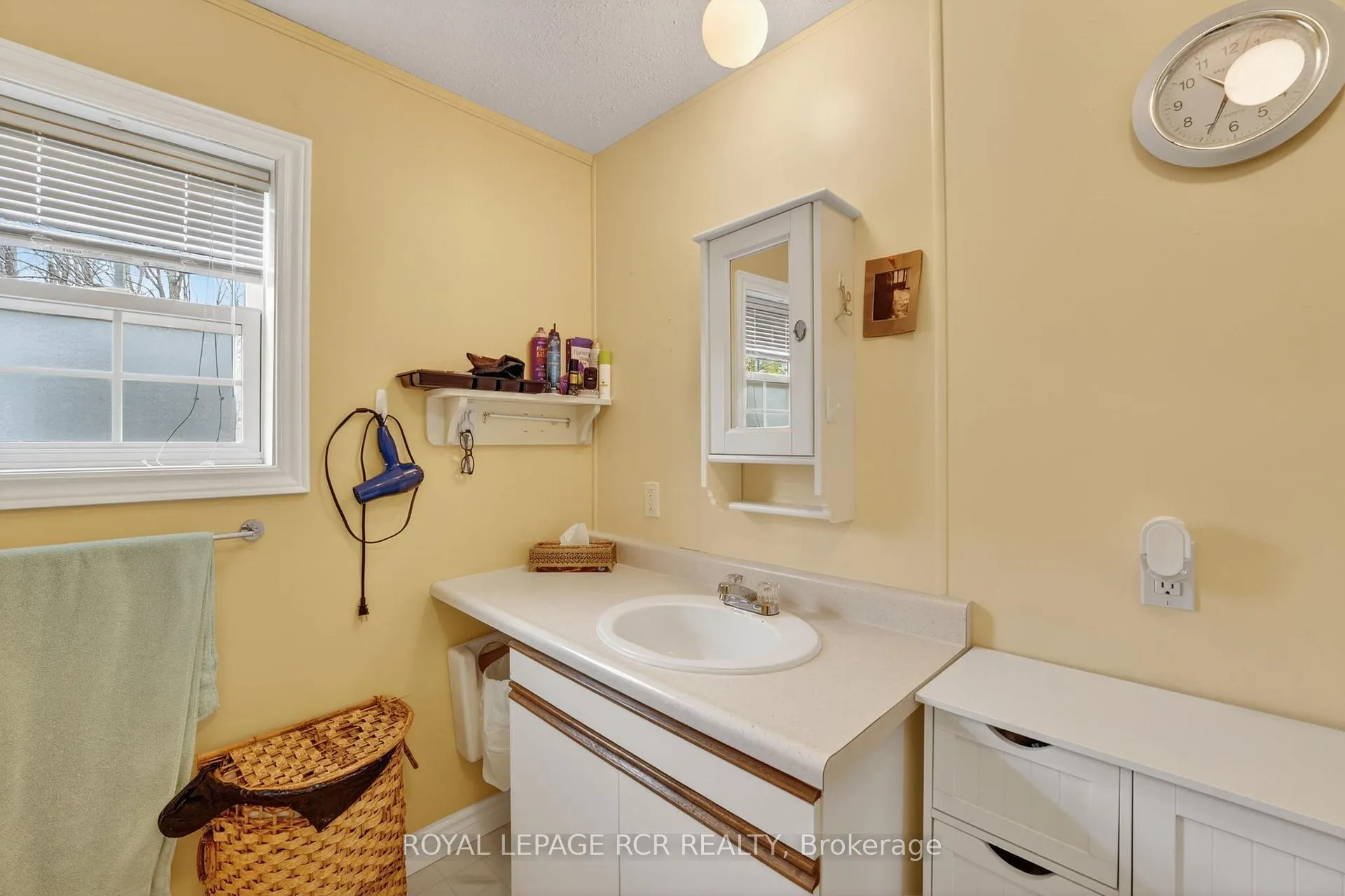 Photo 22 of 34 Jane Street, Oro-Medonte, Rural Oro-Medonte — HOMEH
