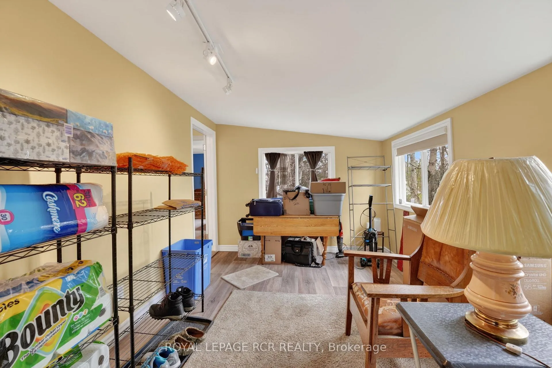 Photo 25 of 34 Jane Street, Oro-Medonte, Rural Oro-Medonte — HOMEH