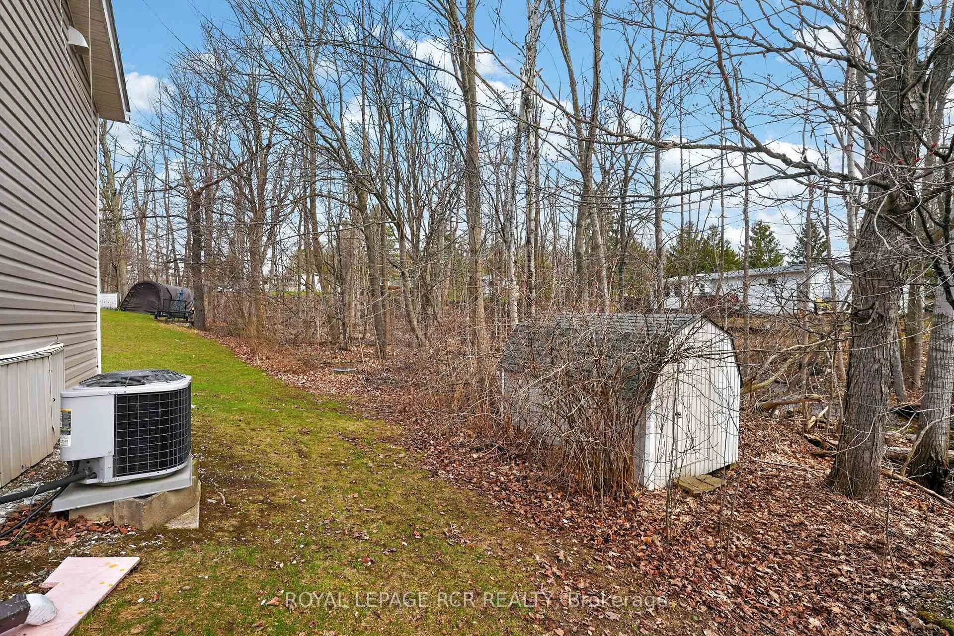 Photo 30 of 34 Jane Street, Oro-Medonte, Rural Oro-Medonte — HOMEH